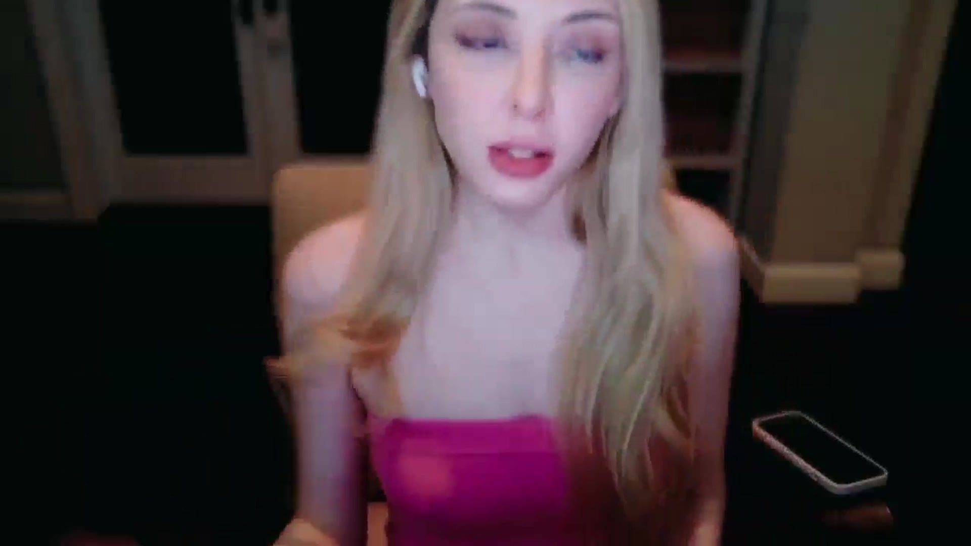 Gallery image thumbnail from Sapphire_Swan's myfreecams stream on, 09/09/2025, 04:09 image 15 of 20
