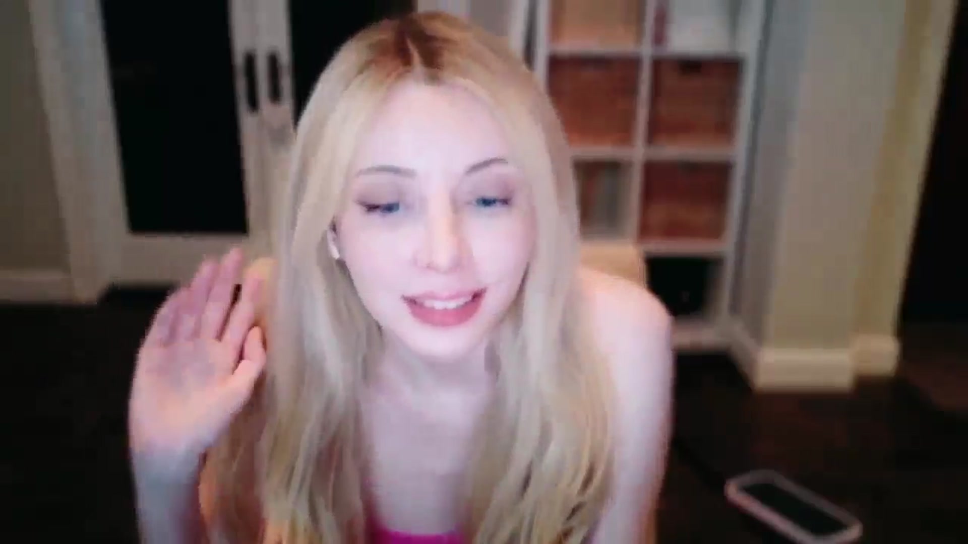 Gallery image thumbnail from Sapphire_Swan's myfreecams stream on, 09/09/2025, 05:26 image 19 of 20