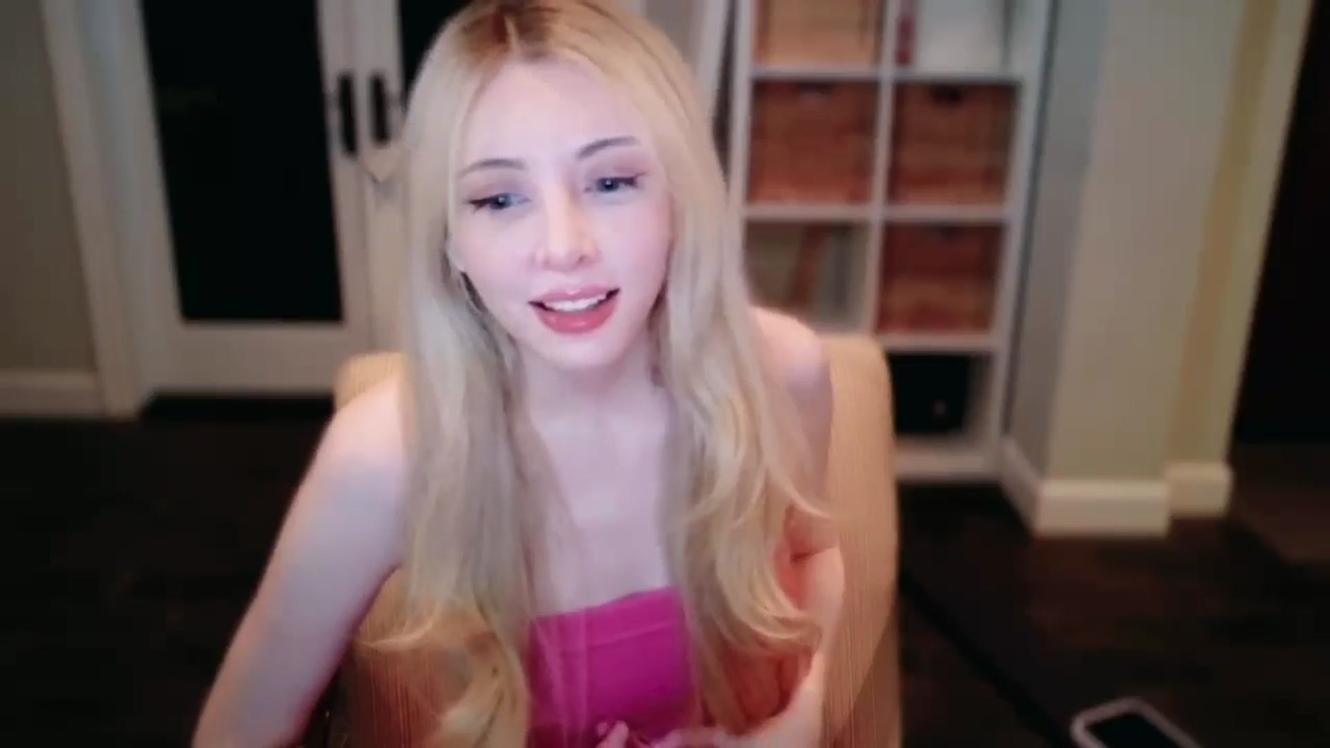 Gallery image thumbnail from Sapphire_Swan's myfreecams stream on, 09/09/2025, 05:26 image 12 of 20