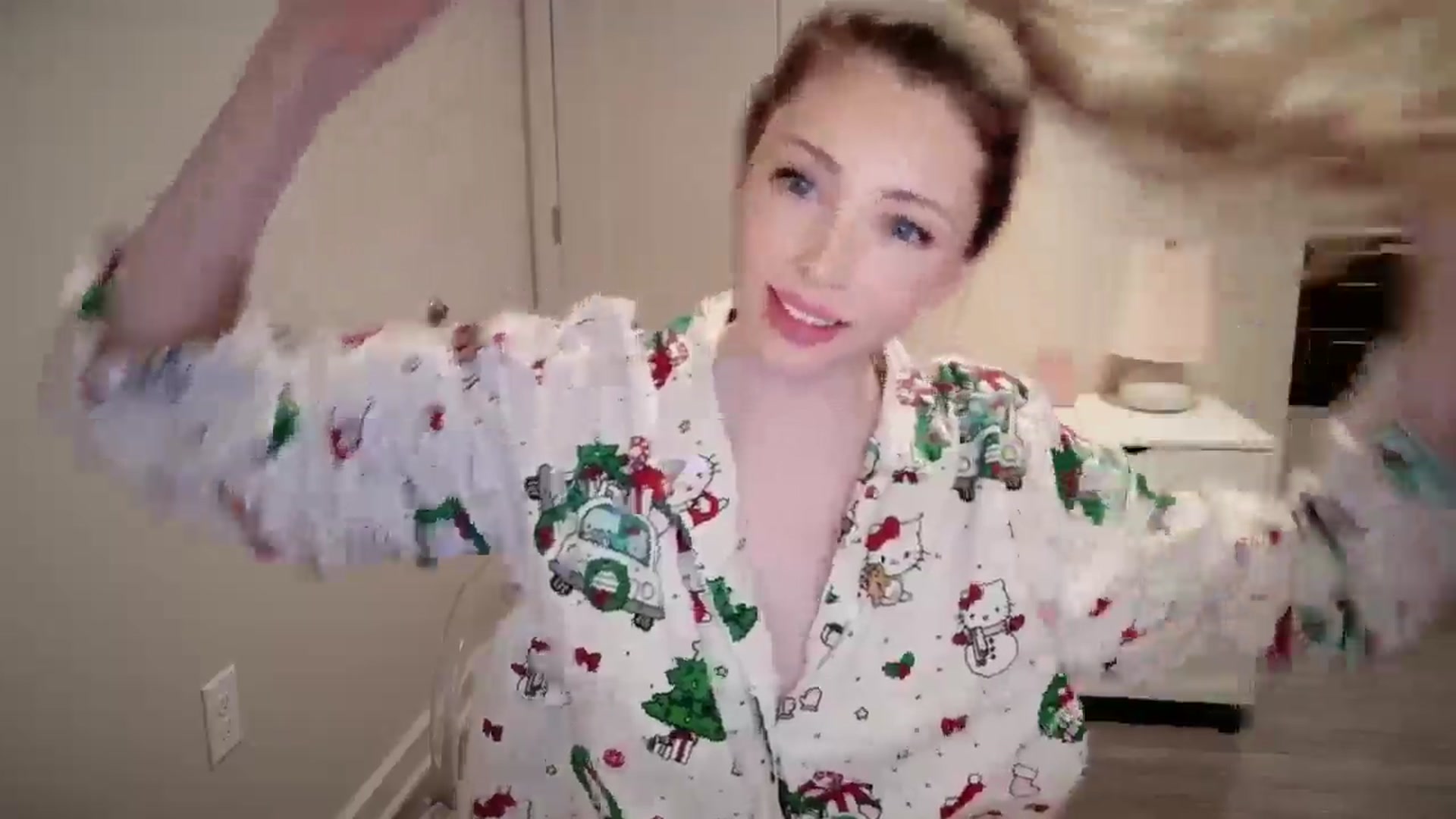 Gallery image thumbnail from Sapphire_Swan's myfreecams stream on, 01/05/2026, 01:45 image 2 of 20