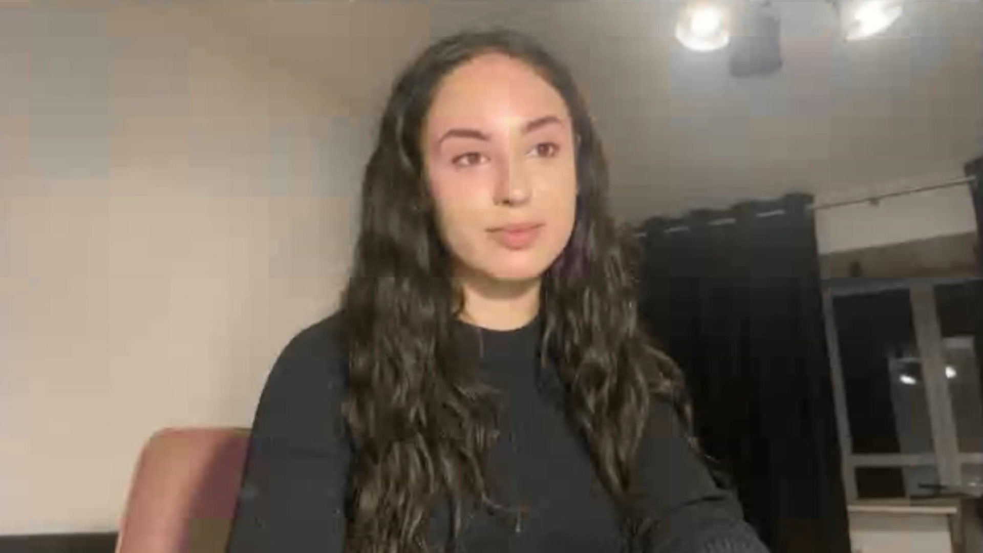 Gallery image thumbnail from Sapphireeee's myfreecams stream on, 07/25/2023, 20:57 image 11 of 20