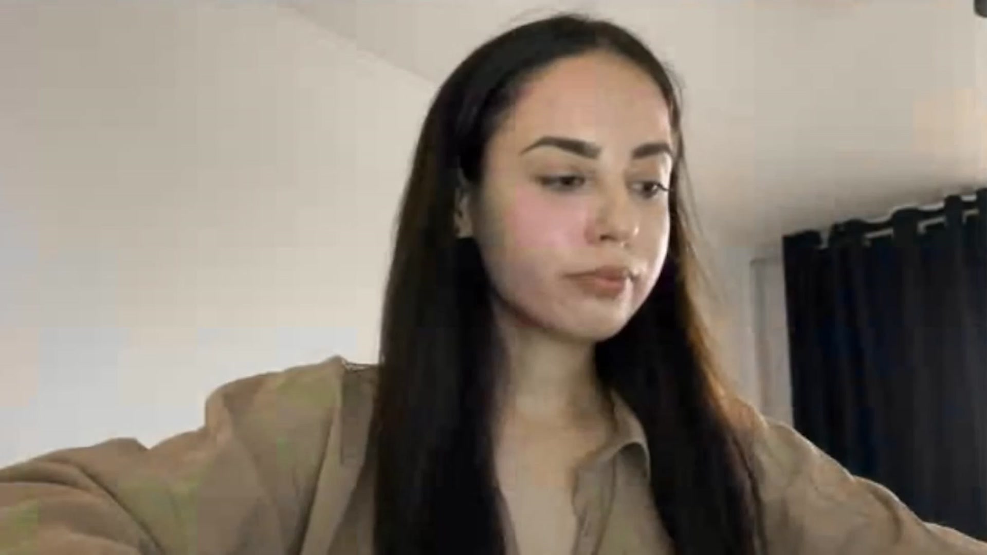 Gallery image thumbnail from Sapphireeee's myfreecams stream on, 07/30/2023, 17:23 image 14 of 20