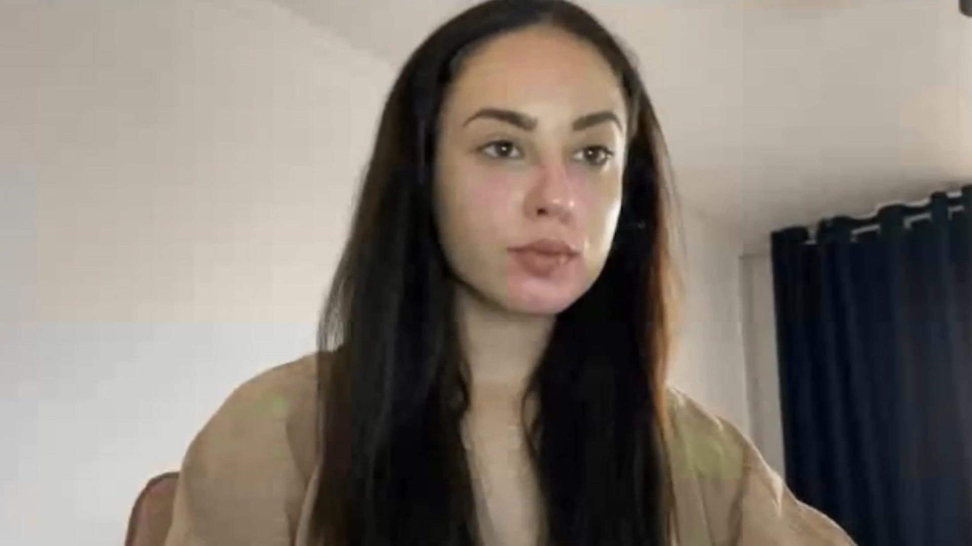 Gallery image thumbnail from Sapphireeee's myfreecams stream on, 07/30/2023, 17:23 image 16 of 20