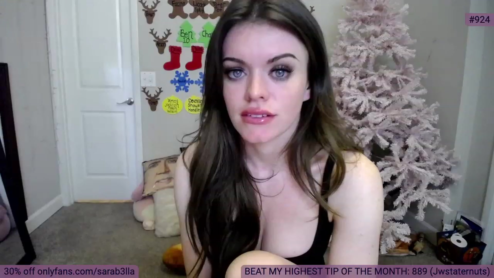 Gallery image thumbnail from SaraBellaaa's myfreecams stream on, 12/06/2022, 03:54 image 16 of 20