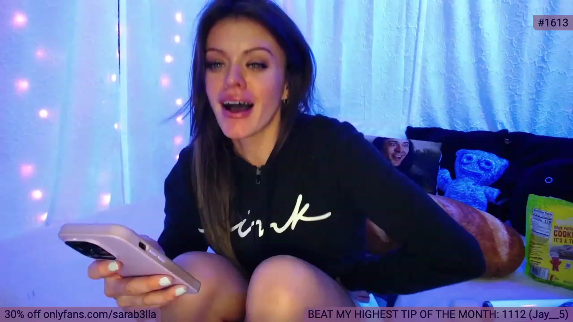 Gallery image thumbnail from SaraBellaaa's myfreecams stream on, 06/26/2023, 03:51 image 17 of 20