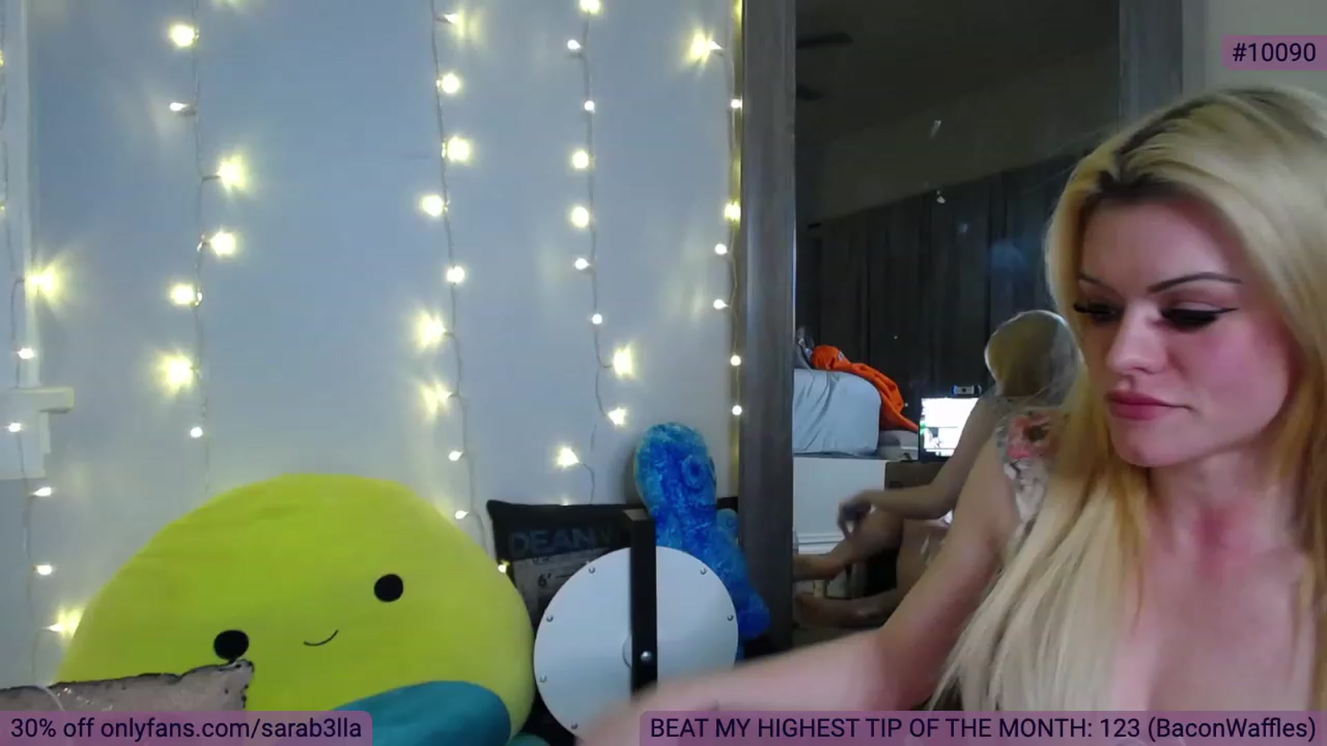 Gallery image thumbnail from SaraBellaaa's myfreecams stream on, 12/14/2023, 02:28 image 1 of 20