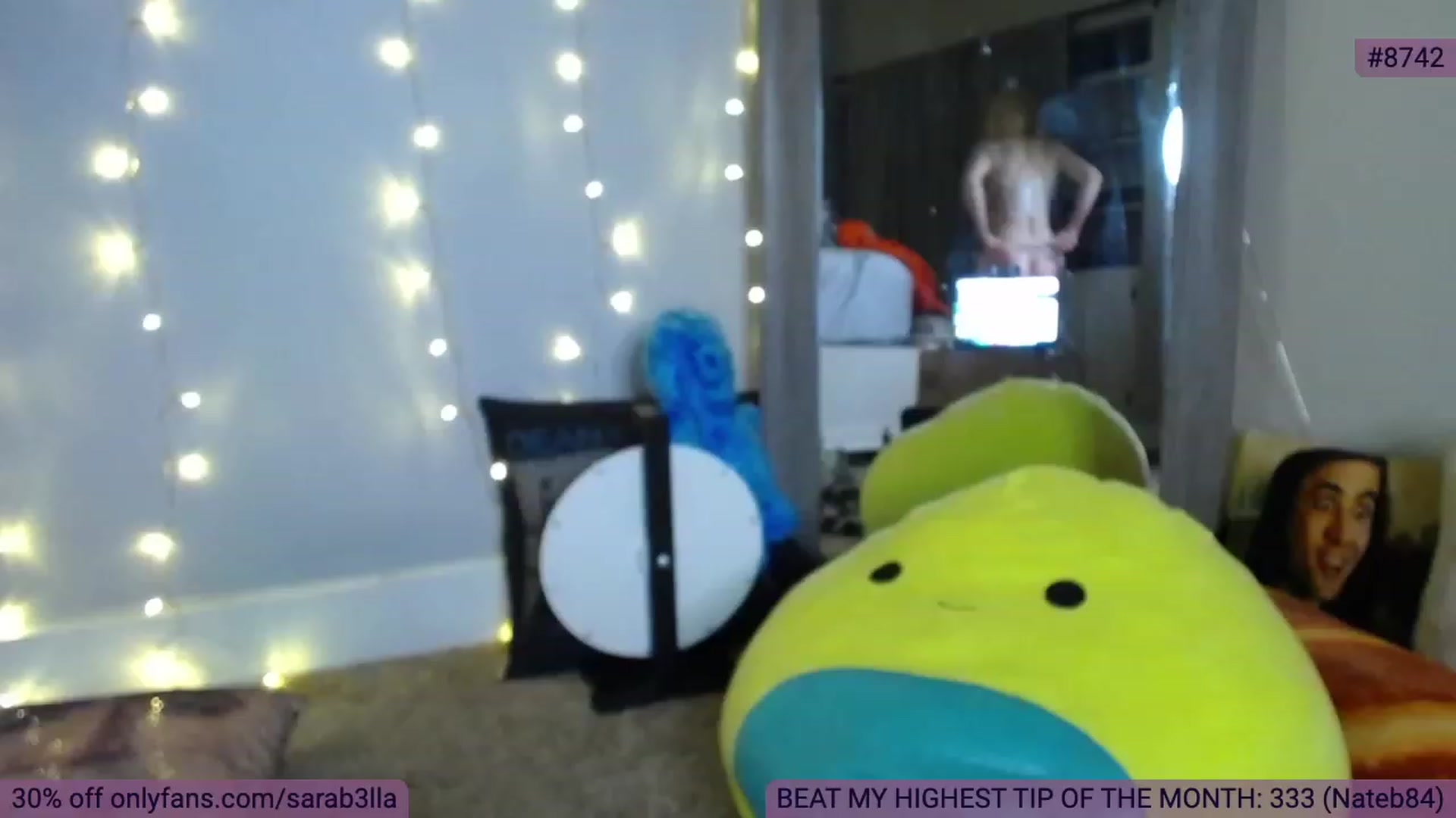 Gallery image thumbnail from SaraBellaaa's myfreecams stream on, 12/14/2023, 02:28 image 7 of 20