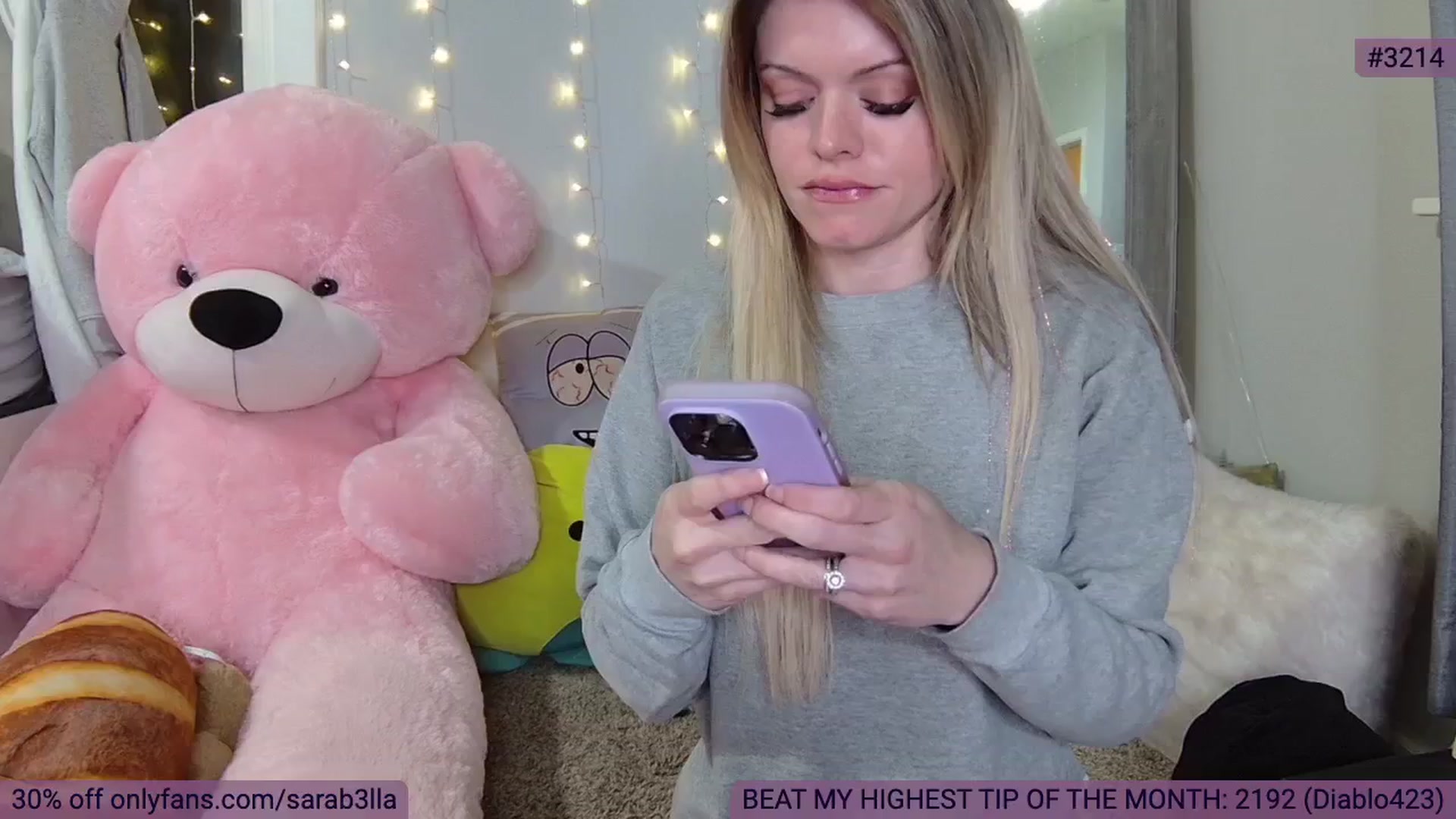 Gallery image thumbnail from SaraBellaaa's myfreecams stream on, 04/23/2024, 02:32 image 3 of 20