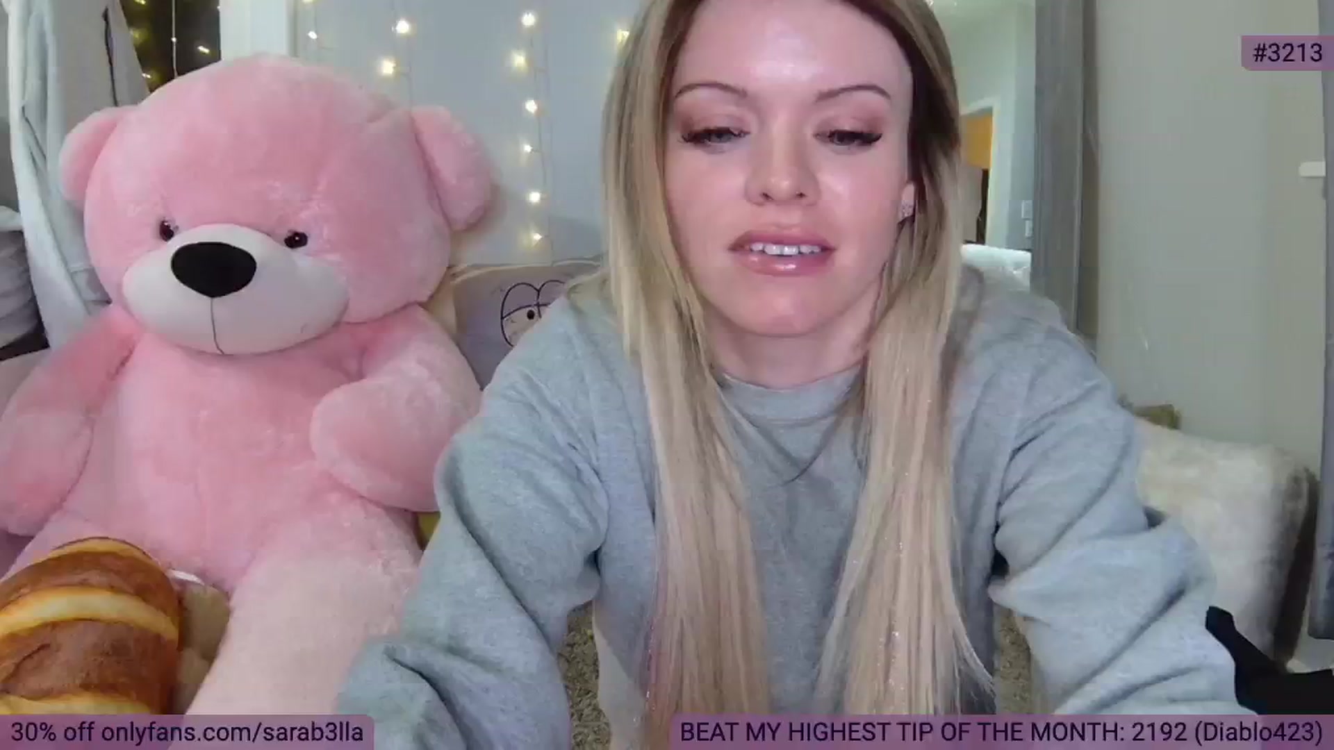 Gallery image thumbnail from SaraBellaaa's myfreecams stream on, 04/23/2024, 02:32 image 7 of 20