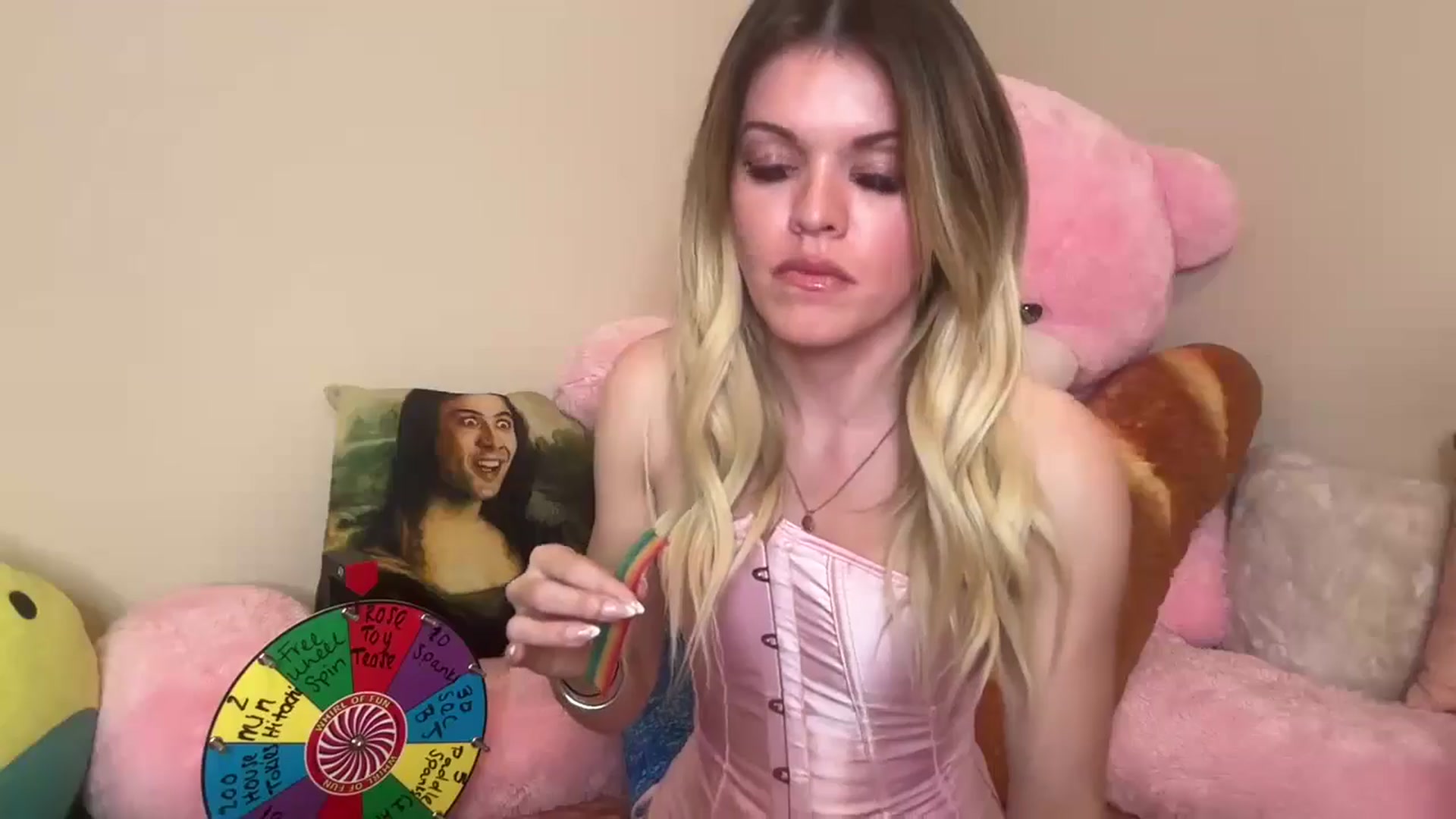 Gallery image thumbnail from SaraBellaaa's myfreecams stream on, 08/23/2024, 02:39 image 3 of 20