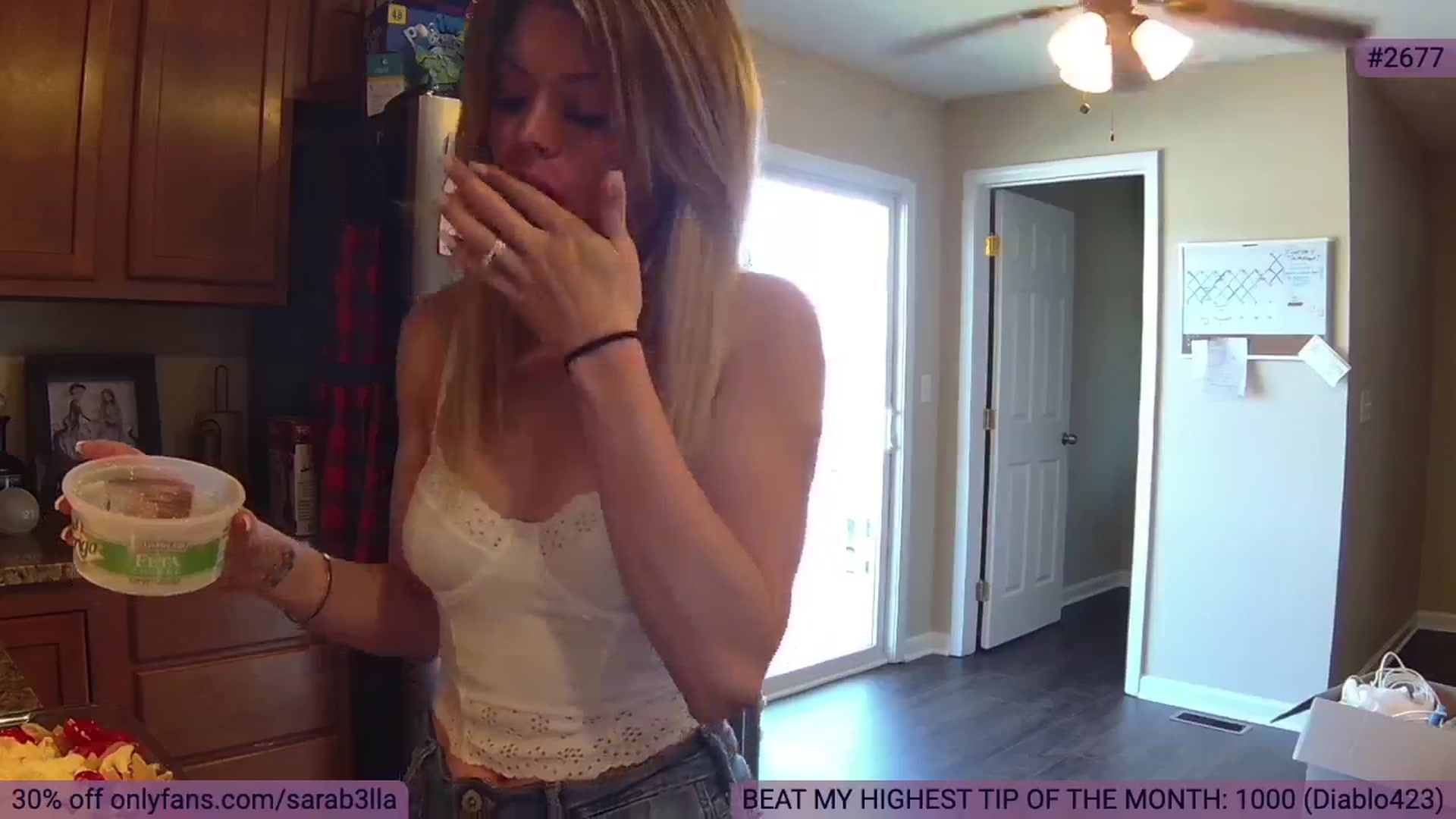 Gallery image thumbnail from SaraBellaaa's myfreecams stream on, 09/06/2024, 16:51 image 12 of 20