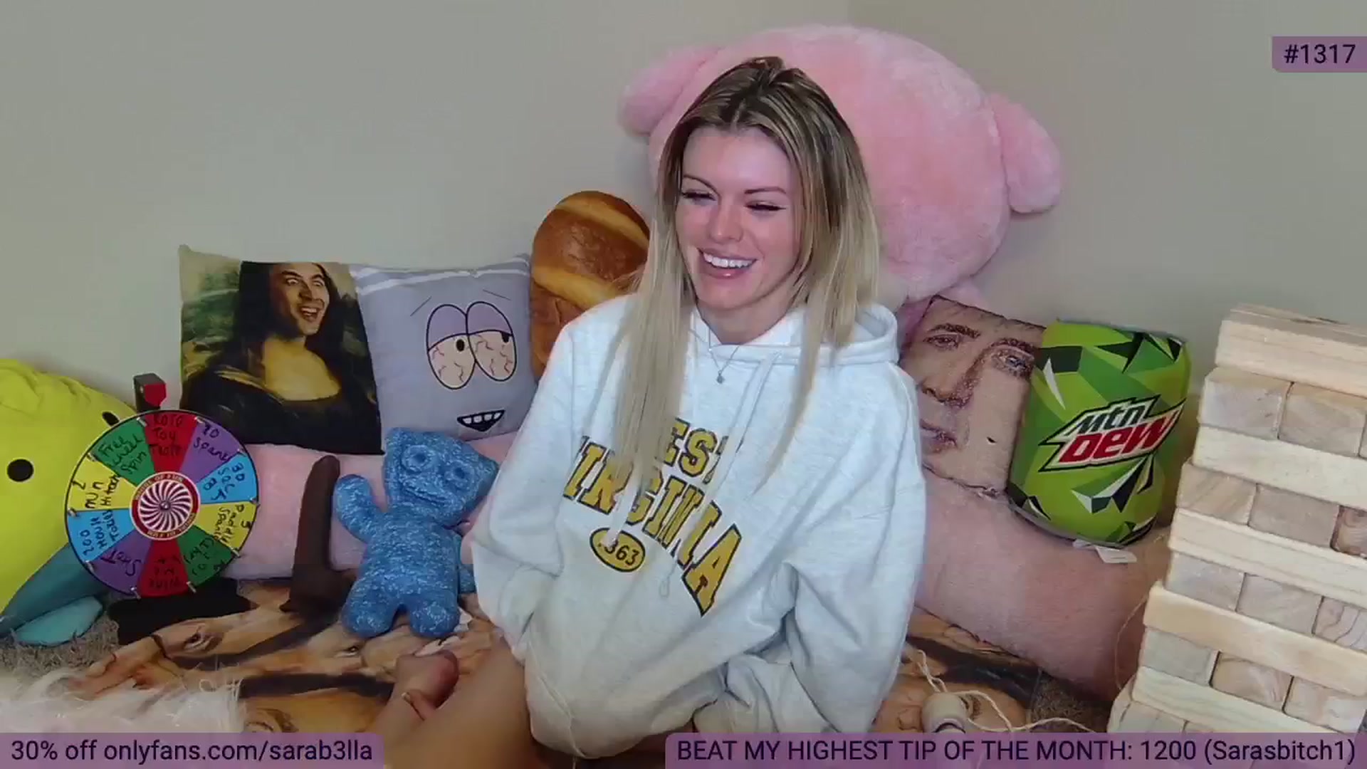 Gallery image thumbnail from SaraBellaaa's myfreecams stream on, 09/16/2024, 14:45 image 12 of 20