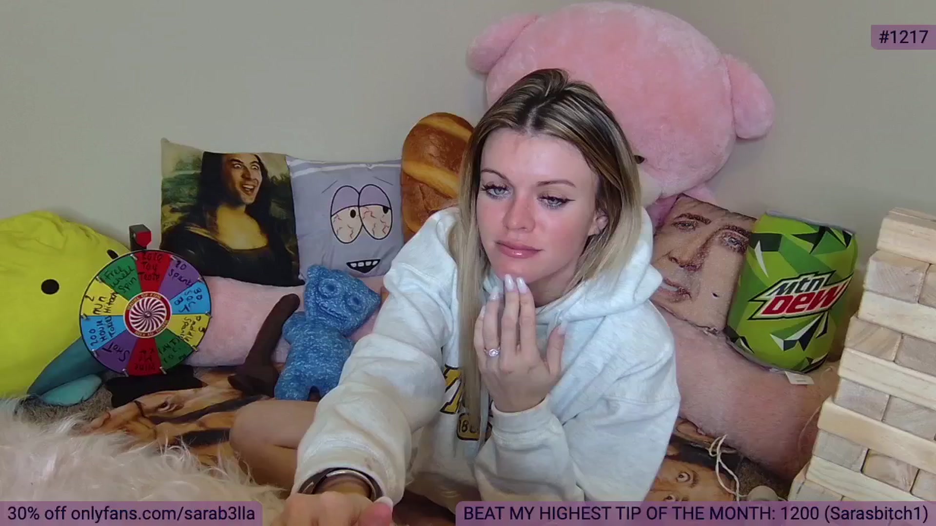 Gallery image thumbnail from SaraBellaaa's myfreecams stream on, 09/16/2024, 15:47 image 8 of 20