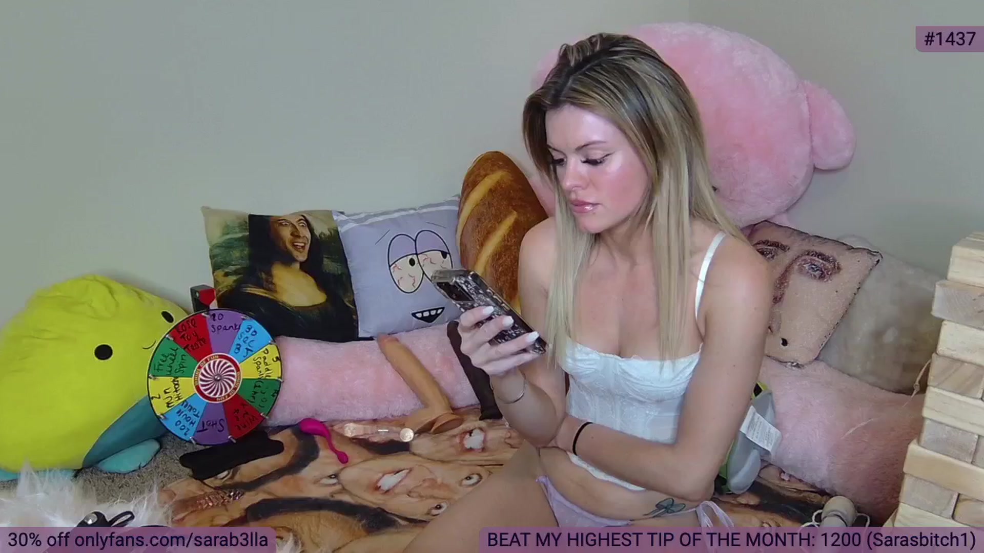 Gallery image thumbnail from SaraBellaaa's myfreecams stream on, 09/27/2024, 17:22 image 11 of 20