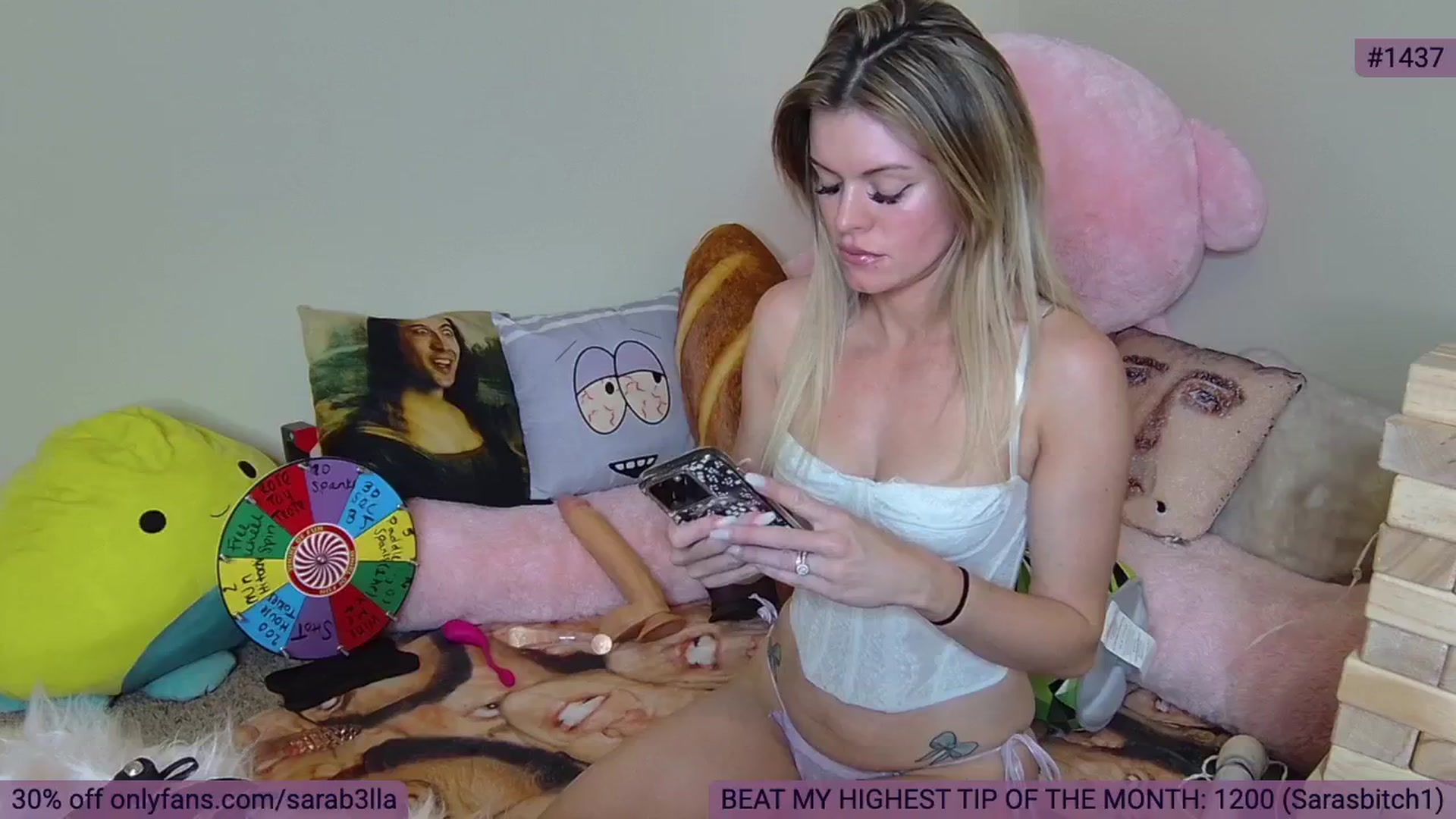Gallery image thumbnail from SaraBellaaa's myfreecams stream on, 09/27/2024, 17:22 image 8 of 20