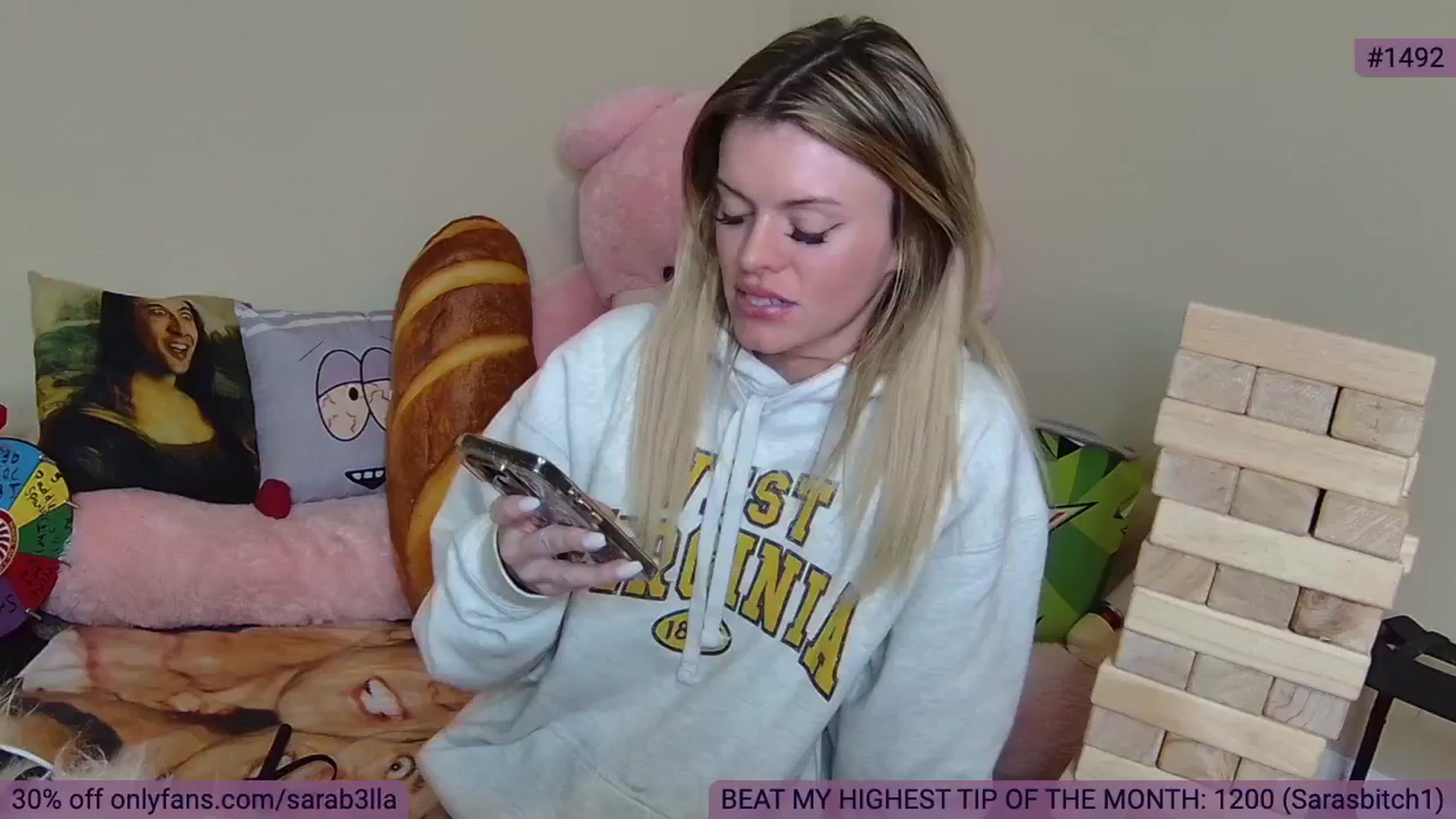 Gallery image thumbnail from SaraBellaaa's myfreecams stream on, 09/30/2024, 02:20 image 15 of 20