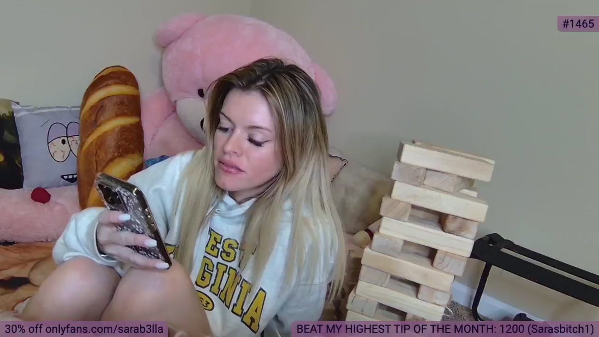 Gallery image thumbnail from SaraBellaaa's myfreecams stream on, 09/30/2024, 03:08 image 18 of 20