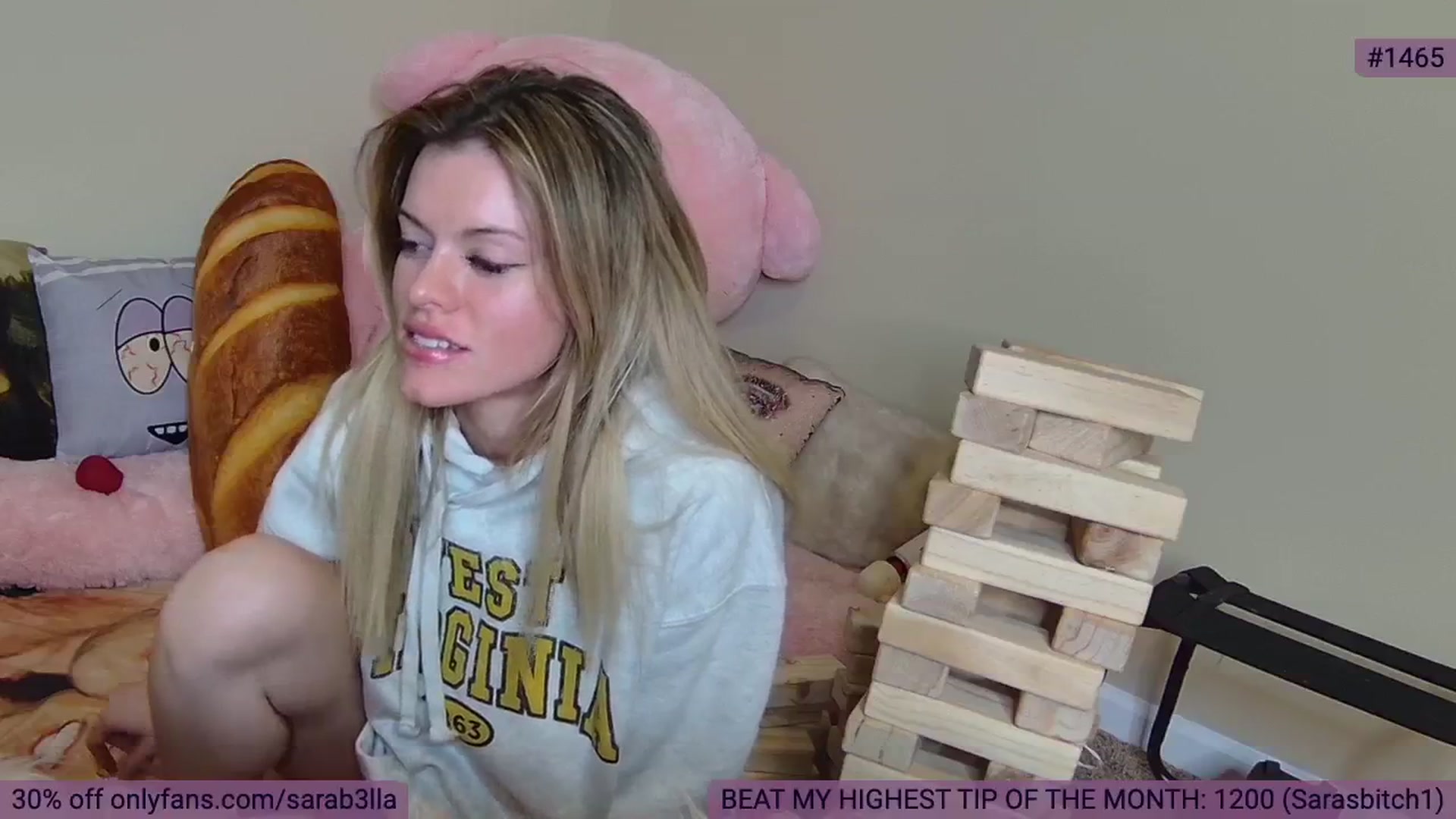 Gallery image thumbnail from SaraBellaaa's myfreecams stream on, 09/30/2024, 03:08 image 17 of 20