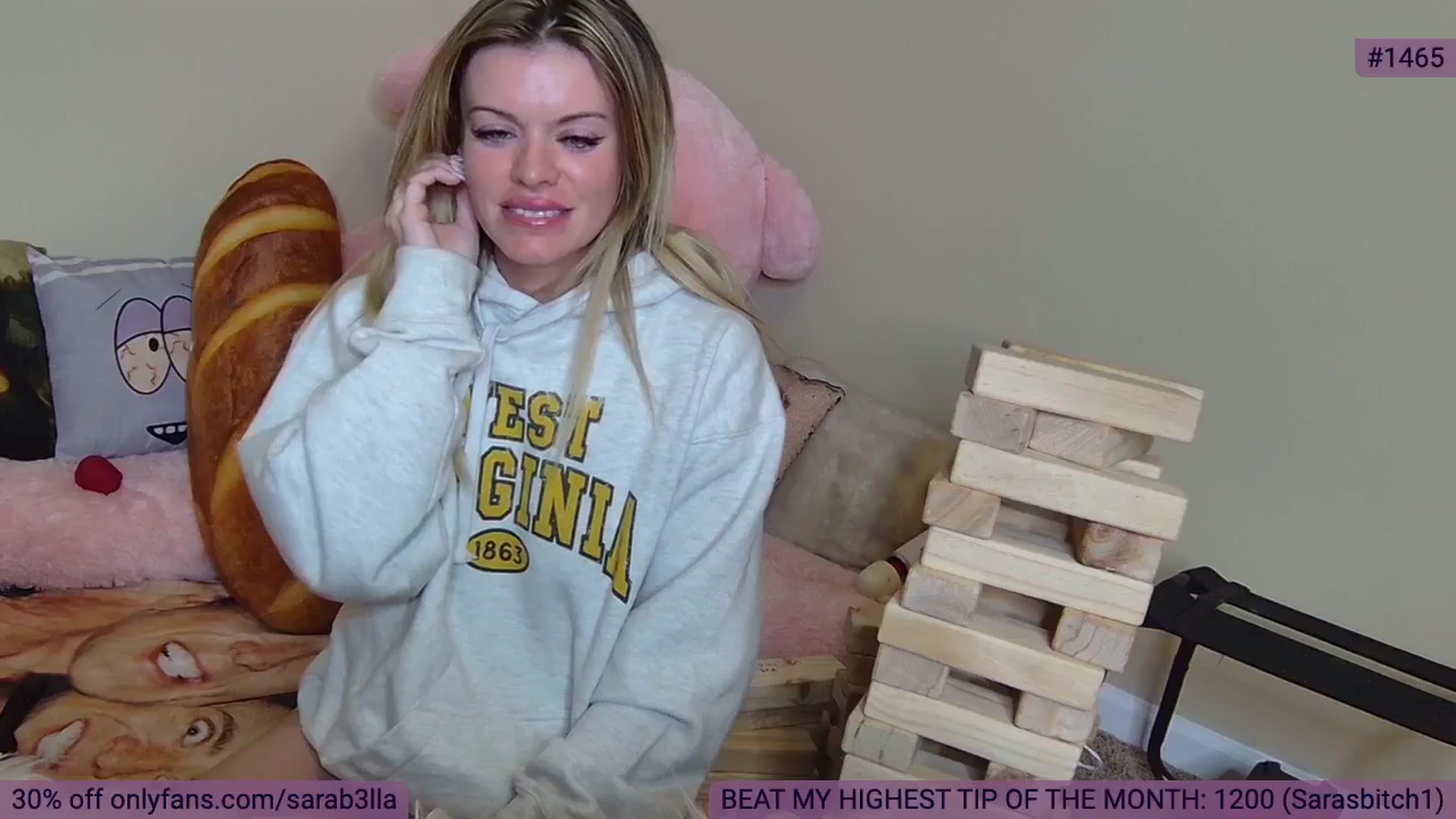 Gallery image thumbnail from SaraBellaaa's myfreecams stream on, 09/30/2024, 03:08 image 16 of 20