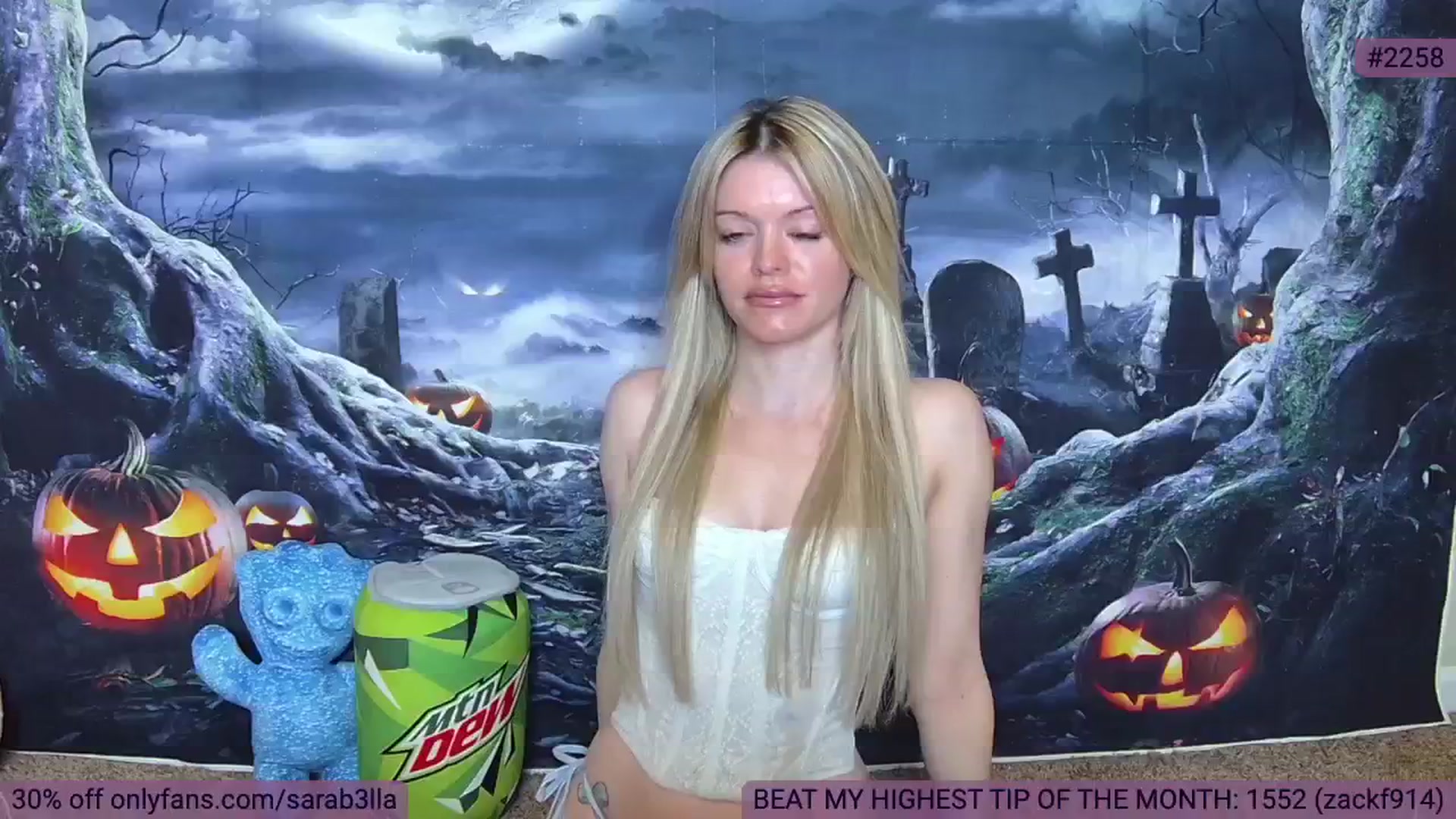 Gallery image thumbnail from SaraBellaaa's myfreecams stream on, 10/17/2024, 14:17 image 6 of 20