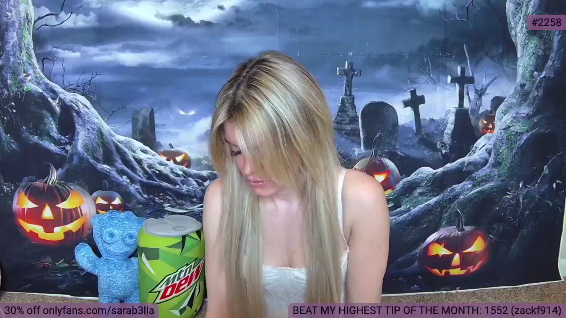 Gallery image thumbnail from SaraBellaaa's myfreecams stream on, 10/17/2024, 14:17 image 7 of 20