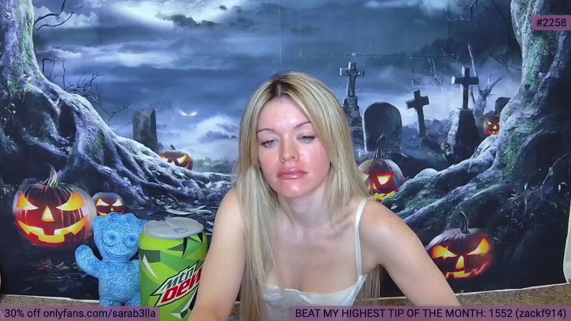 Gallery image thumbnail from SaraBellaaa's myfreecams stream on, 10/17/2024, 14:17 image 9 of 20