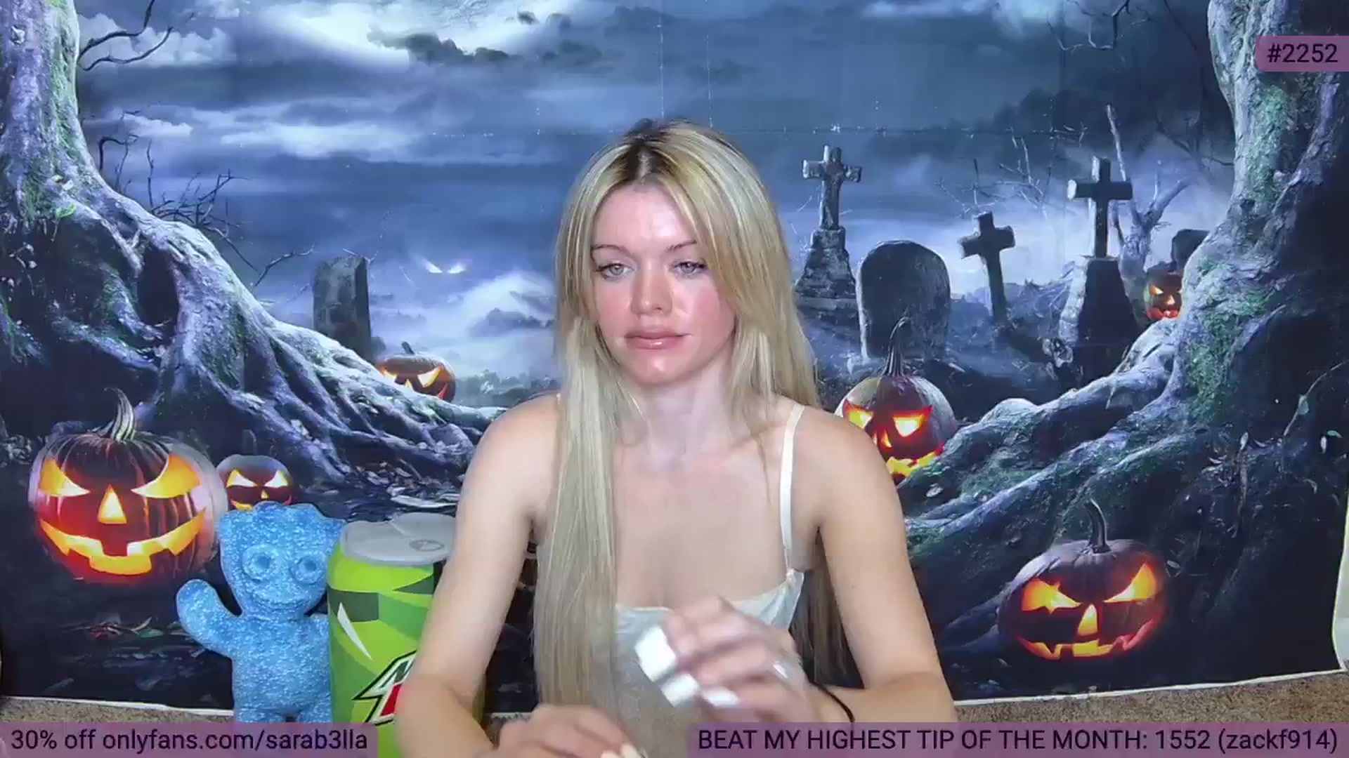 Gallery image thumbnail from SaraBellaaa's myfreecams stream on, 10/17/2024, 14:17 image 18 of 20