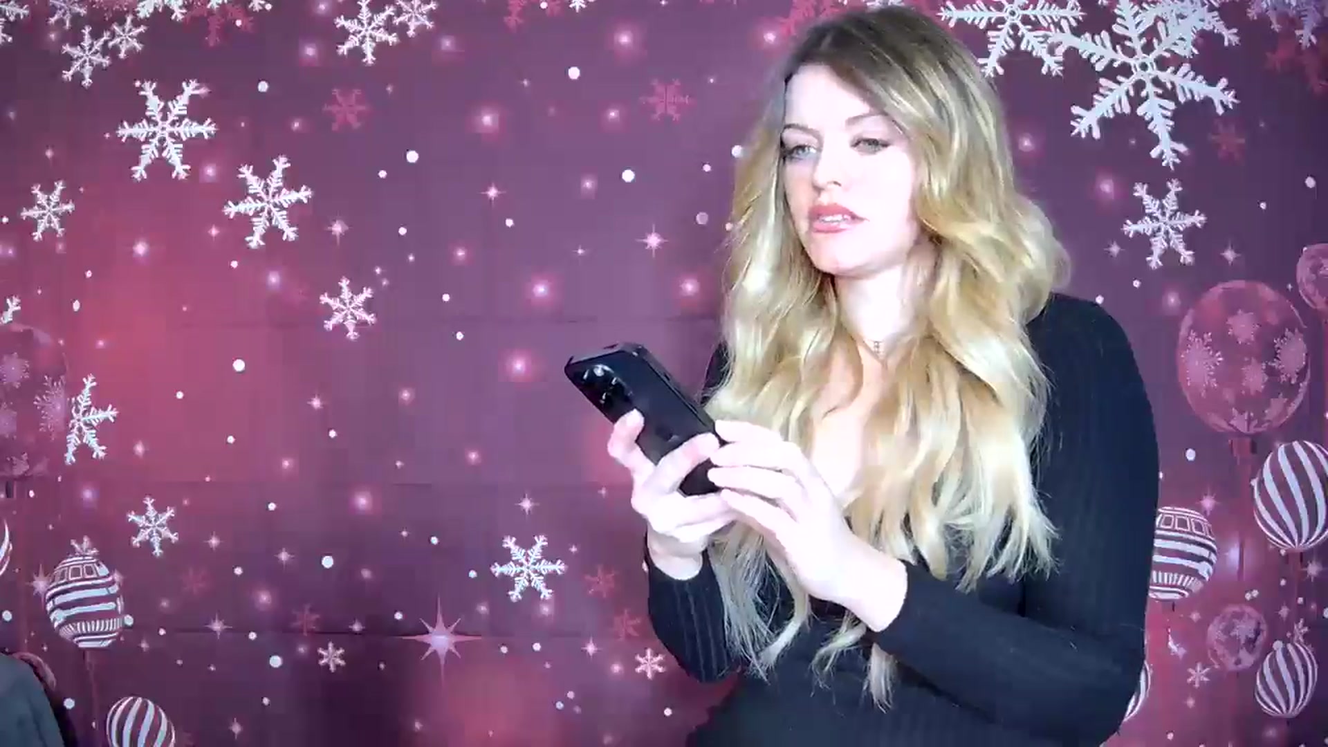 Gallery image thumbnail from SaraBellaaa's myfreecams stream on, 11/20/2025, 17:15 image 4 of 20
