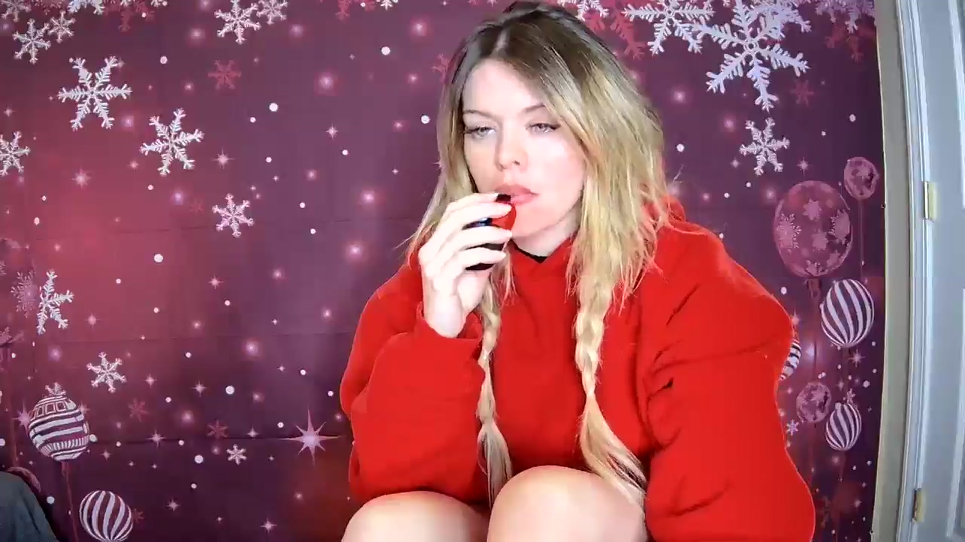 Gallery image thumbnail from SaraBellaaa's myfreecams stream on, 11/24/2025, 19:12 image 2 of 20