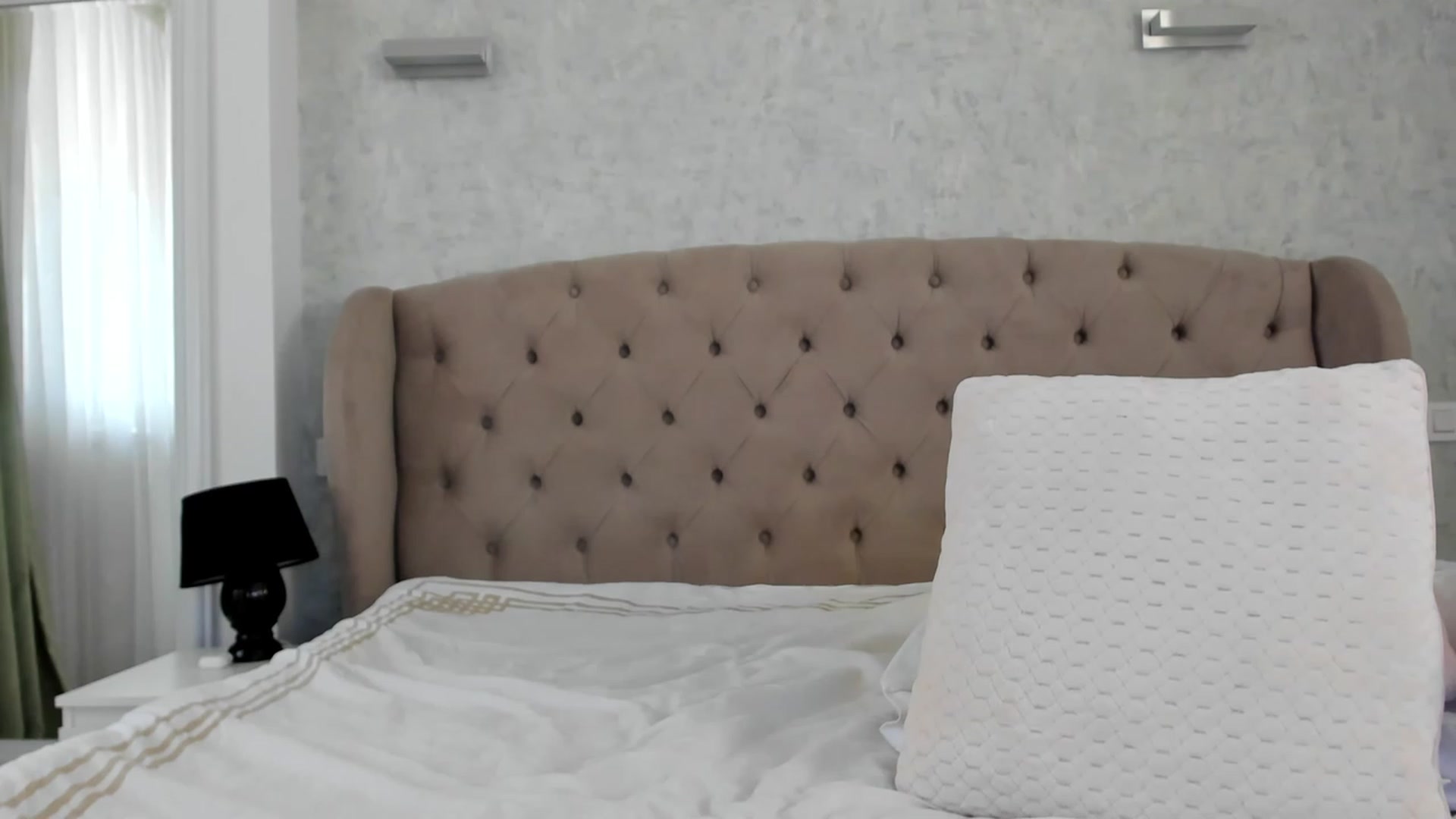 Gallery image thumbnail from SaraDimond's myfreecams stream on, 04/07/2023, 10:02 image 9 of 20