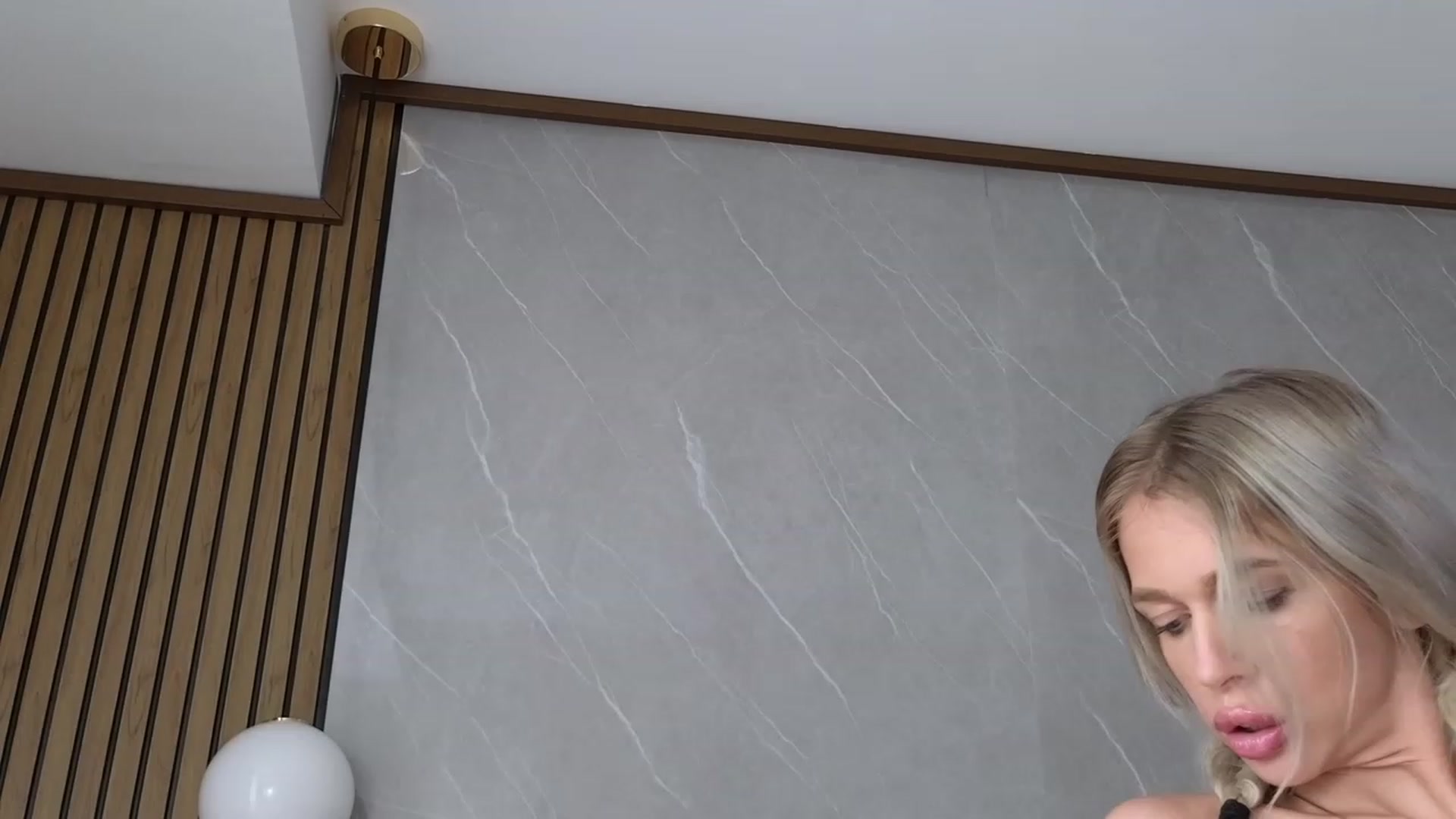 Gallery image thumbnail from SaraDimond's myfreecams stream on, 10/26/2023, 10:26 image 9 of 20