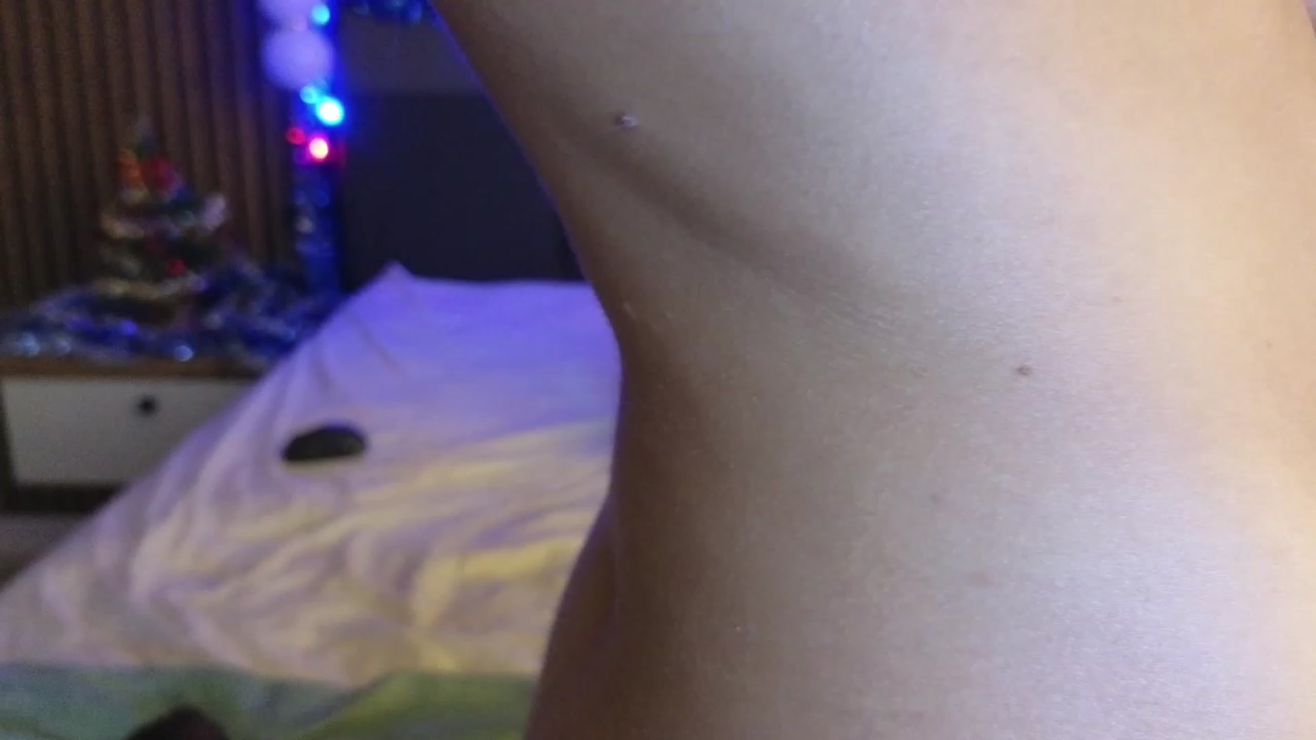 Gallery image thumbnail from SaraDimond's myfreecams stream on, 01/09/2024, 12:56 image 11 of 20