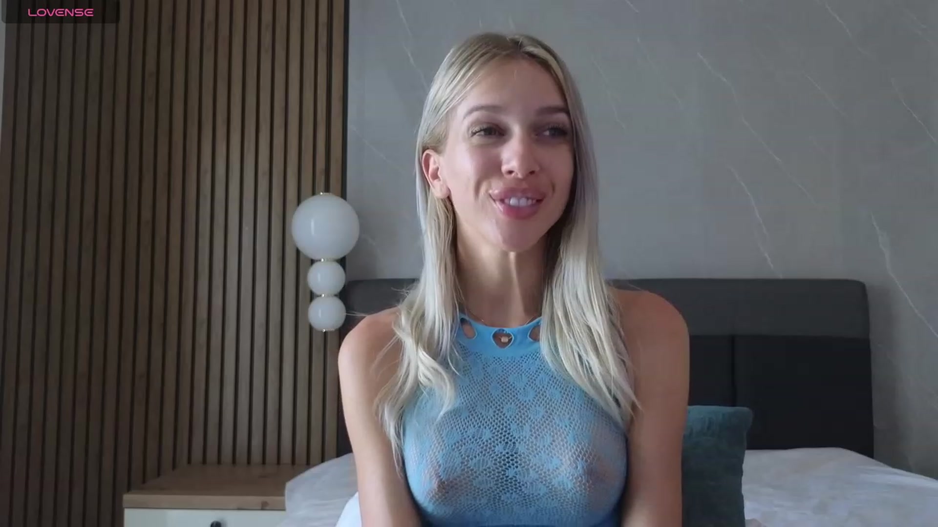 Gallery image thumbnail from SaraDimond's myfreecams stream on, 02/23/2024, 12:31 image 13 of 20