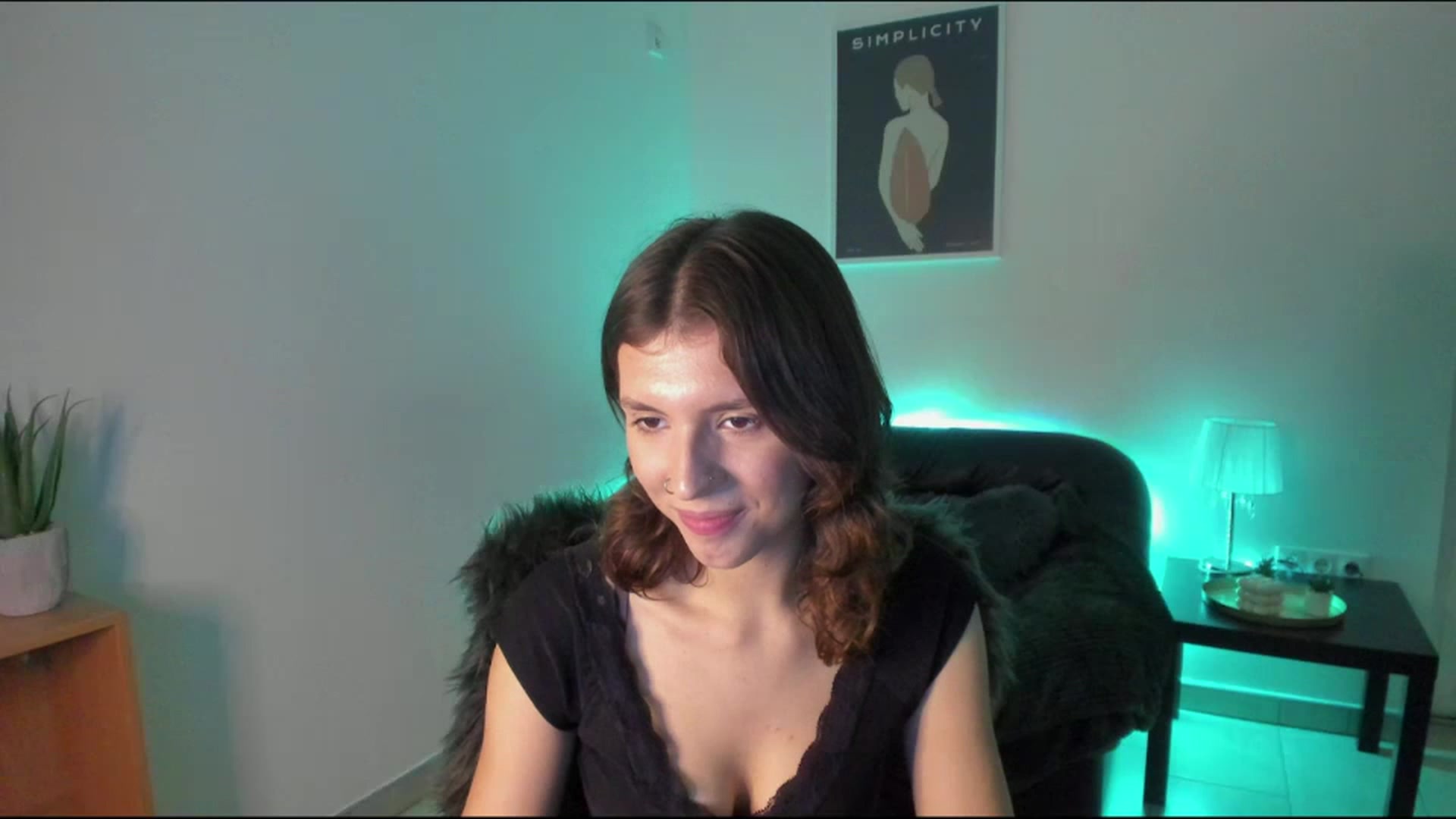 Gallery image thumbnail from SaraJaay18's myfreecams stream on, 11/16/2022, 16:01 image 20 of 20