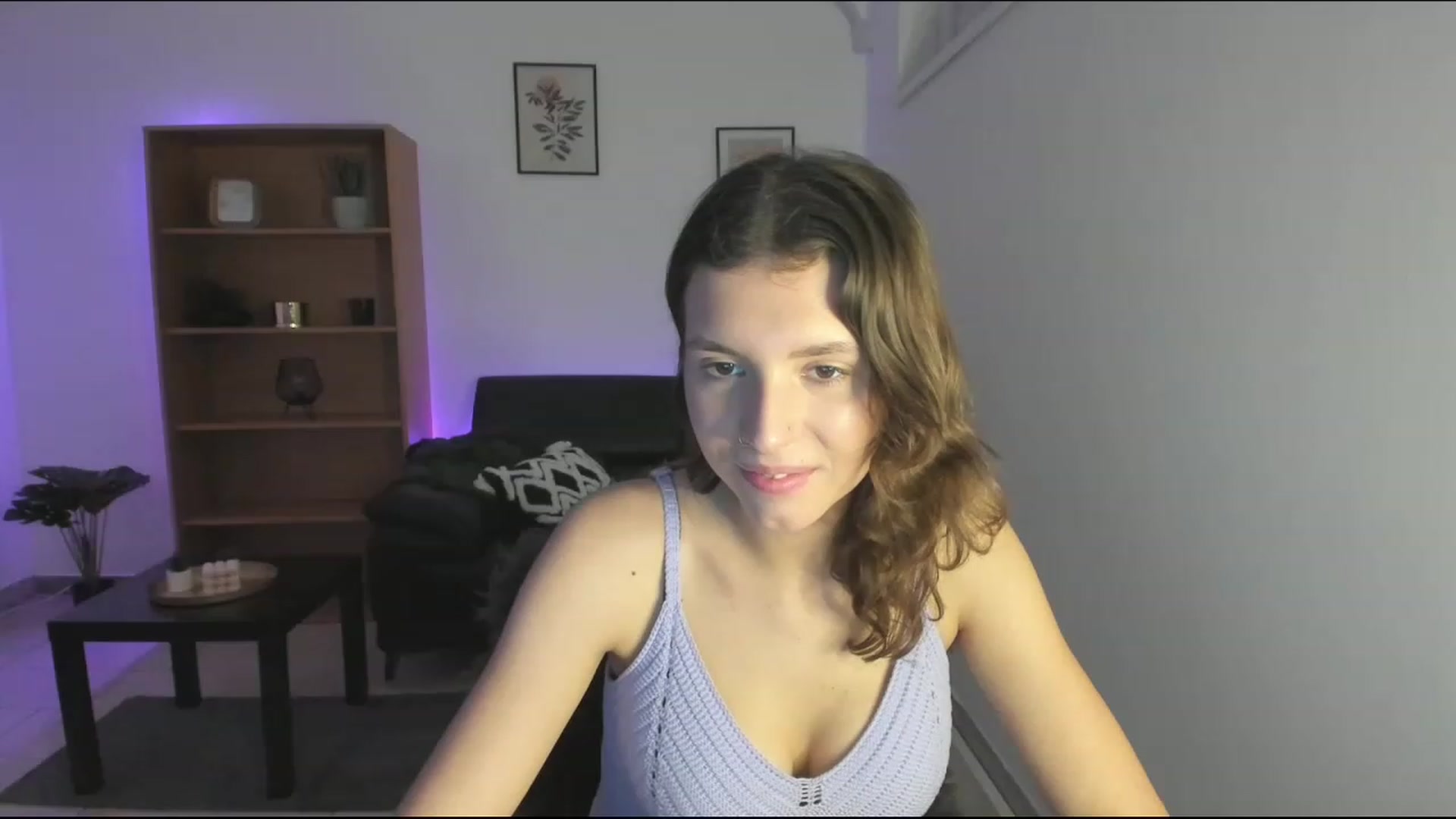 Gallery image thumbnail from SaraJaay18's myfreecams stream on, 11/18/2022, 17:11 image 8 of 20