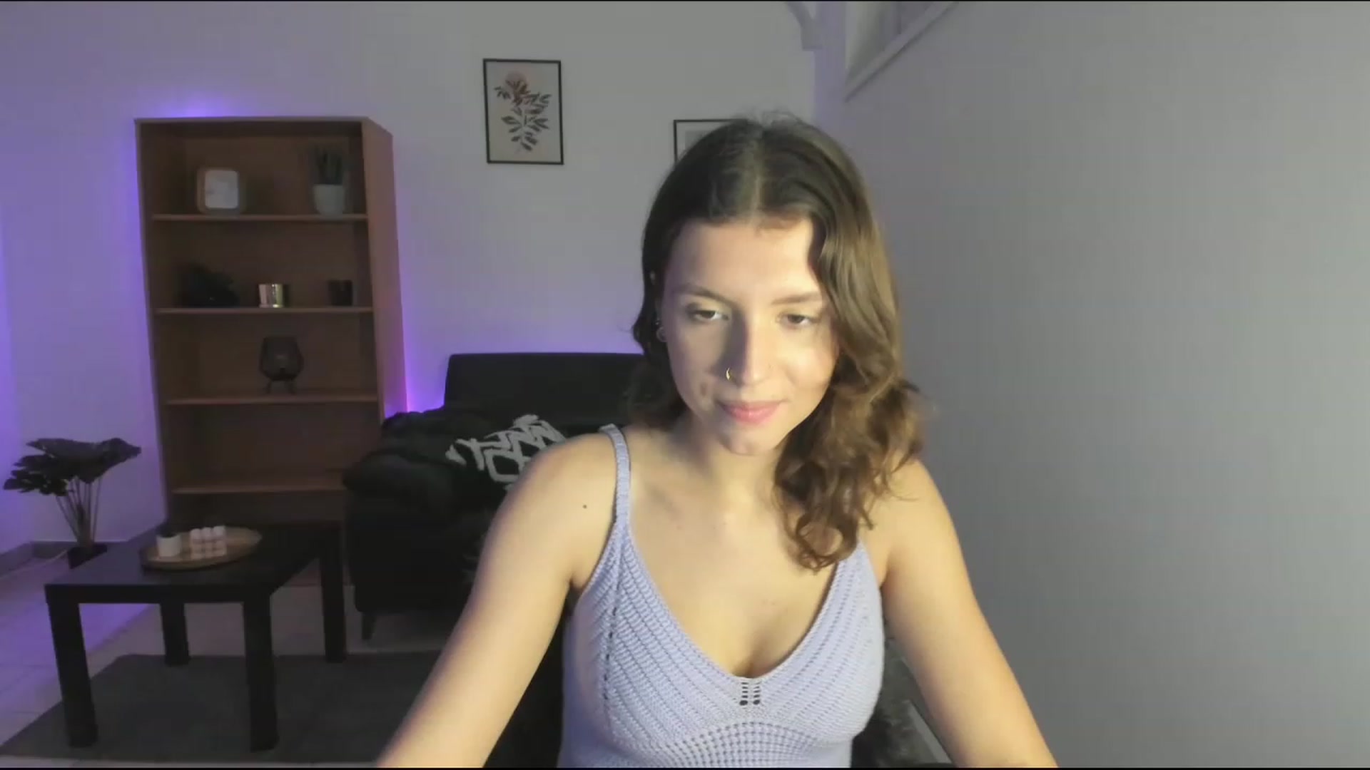 Gallery image thumbnail from SaraJaay18's myfreecams stream on, 11/18/2022, 17:11 image 4 of 20