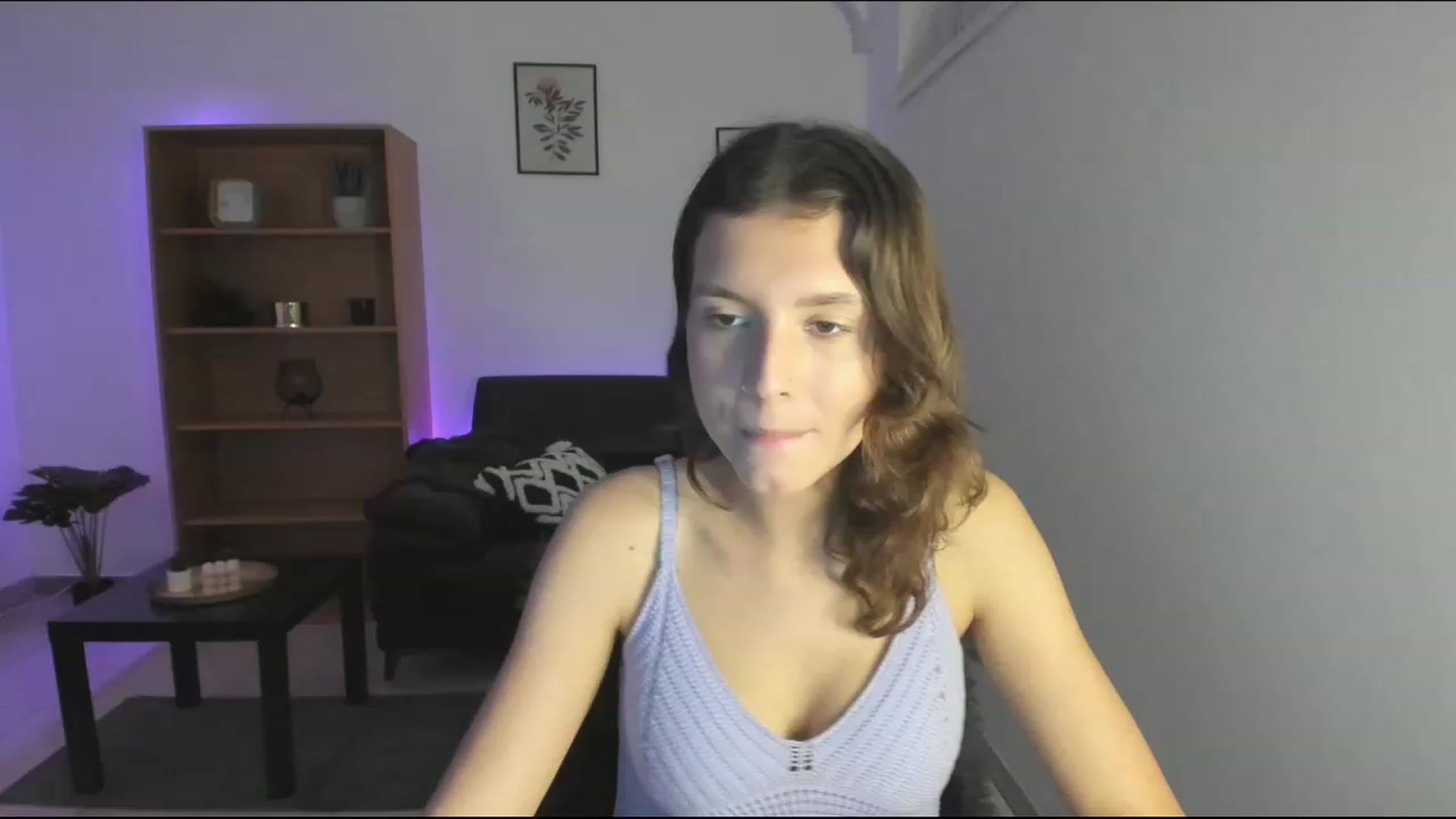 Gallery image thumbnail from SaraJaay18's myfreecams stream on, 11/18/2022, 17:11 image 15 of 20