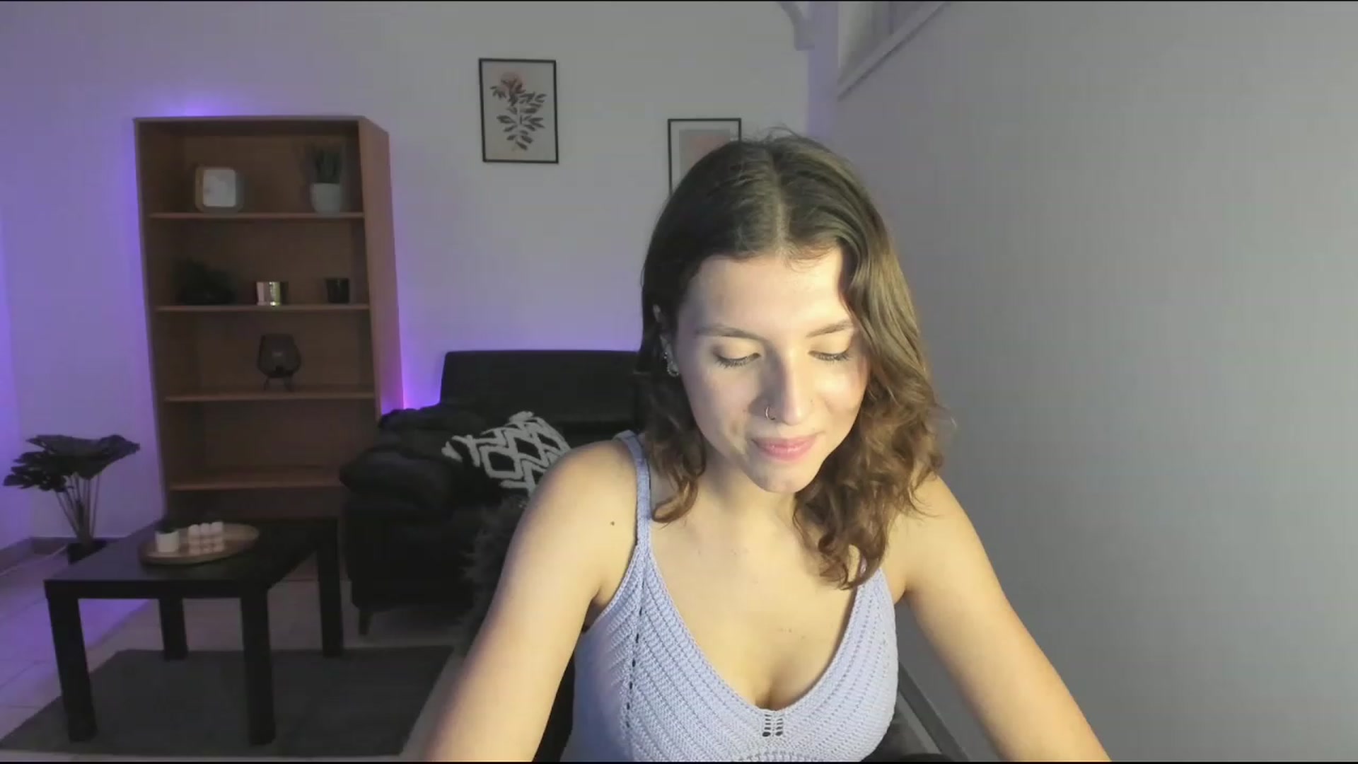 Gallery image thumbnail from SaraJaay18's myfreecams stream on, 11/18/2022, 17:11 image 5 of 20