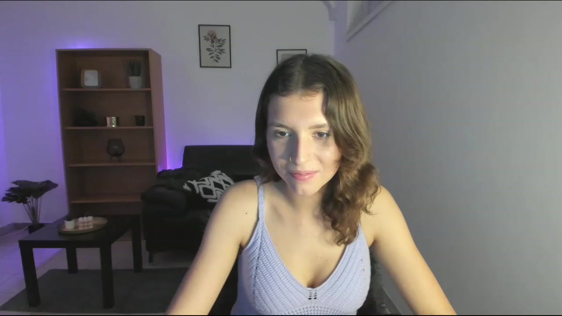 Gallery image thumbnail from SaraJaay18's myfreecams stream on, 11/18/2022, 18:30 image 1 of 20