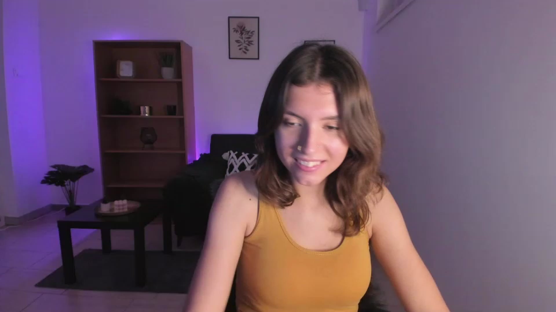 Gallery image thumbnail from SaraJaay18's myfreecams stream on, 11/22/2022, 16:00 image 20 of 20