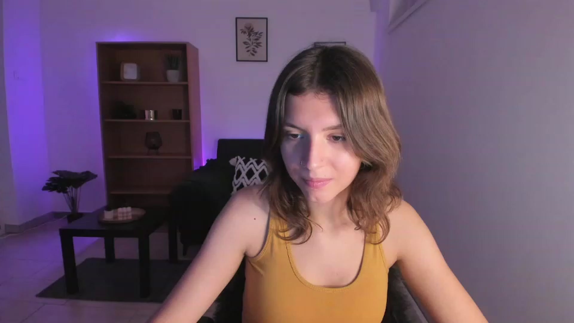 Gallery image thumbnail from SaraJaay18's myfreecams stream on, 11/22/2022, 16:46 image 7 of 20