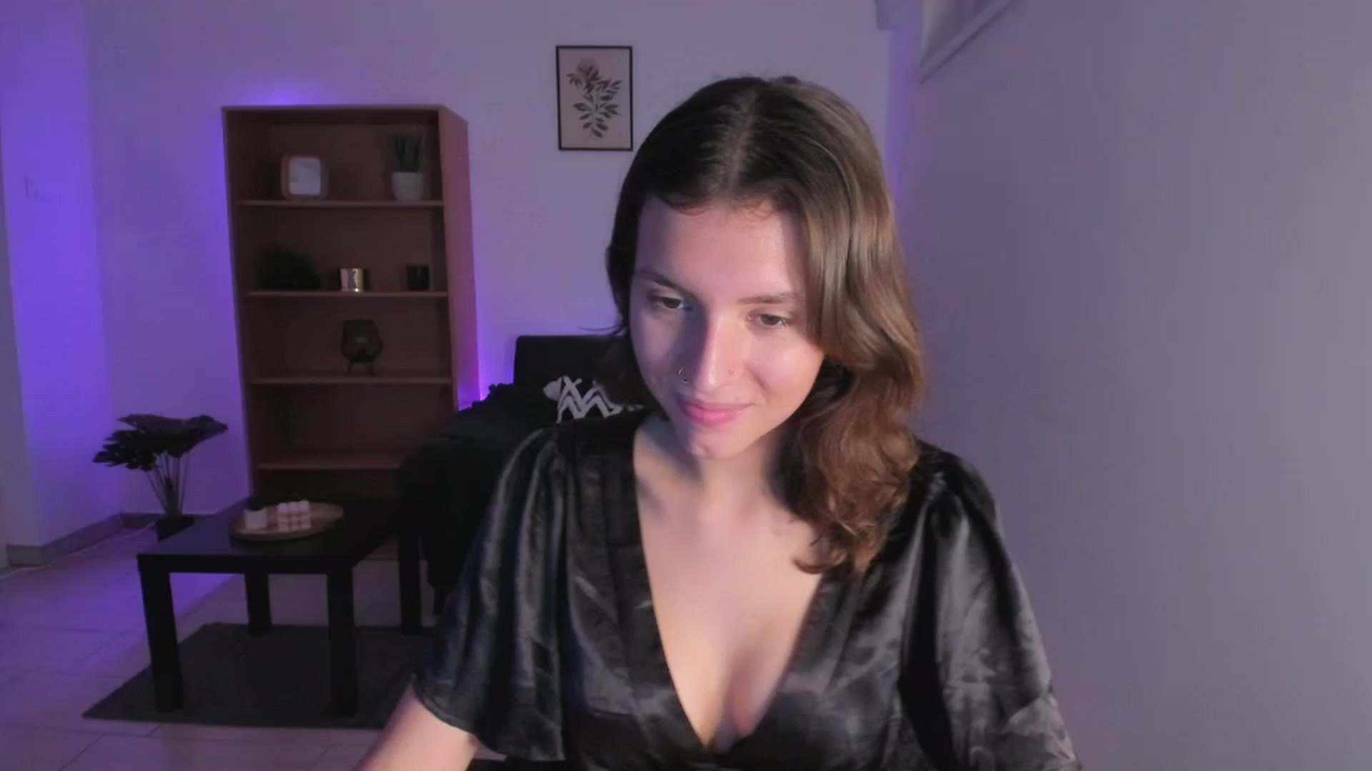 Gallery image thumbnail from SaraJaay18's myfreecams stream on, 11/23/2022, 18:36 image 5 of 20