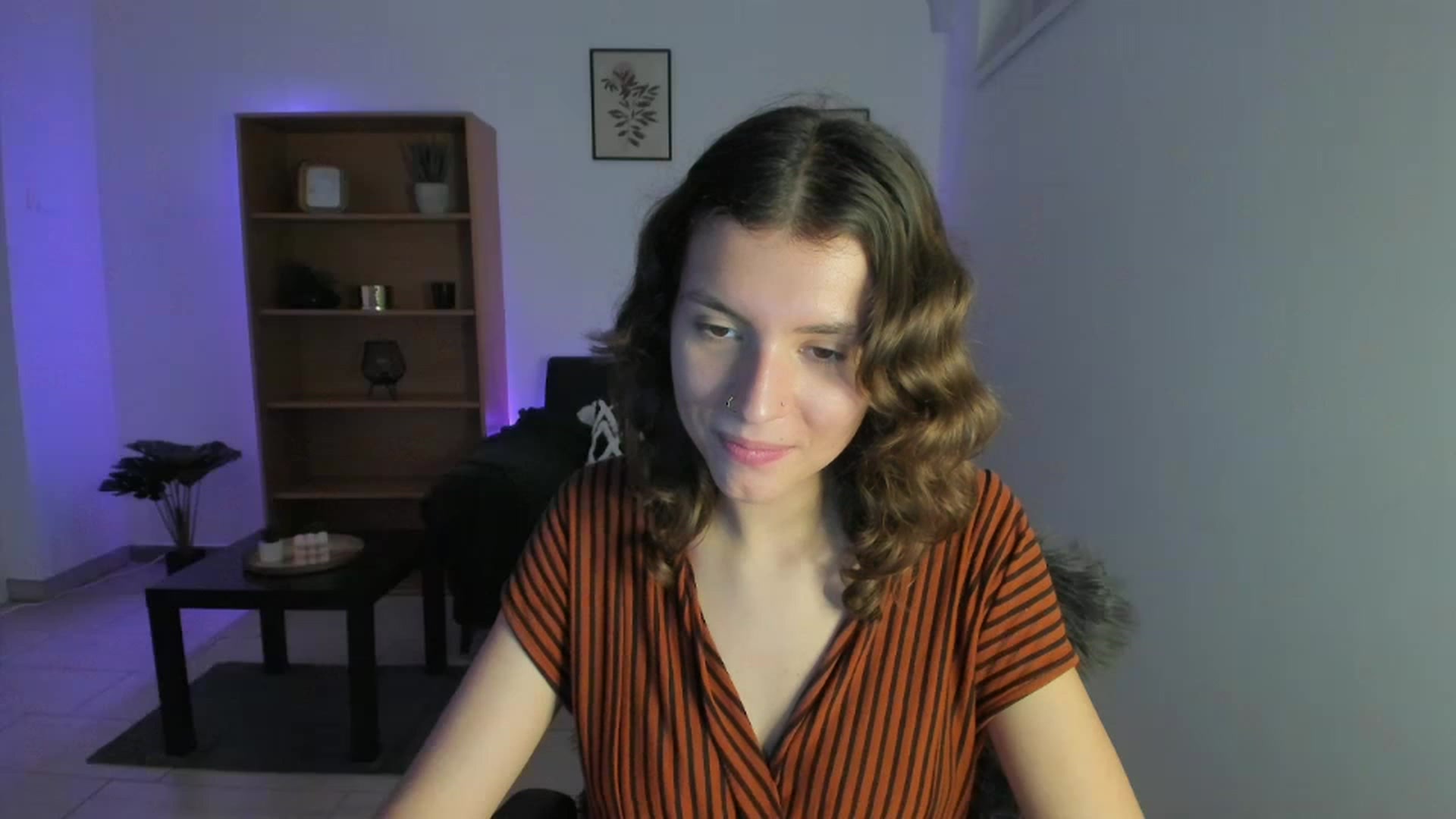 Gallery image thumbnail from SaraJaay18's myfreecams stream on, 11/24/2022, 16:07 image 11 of 20