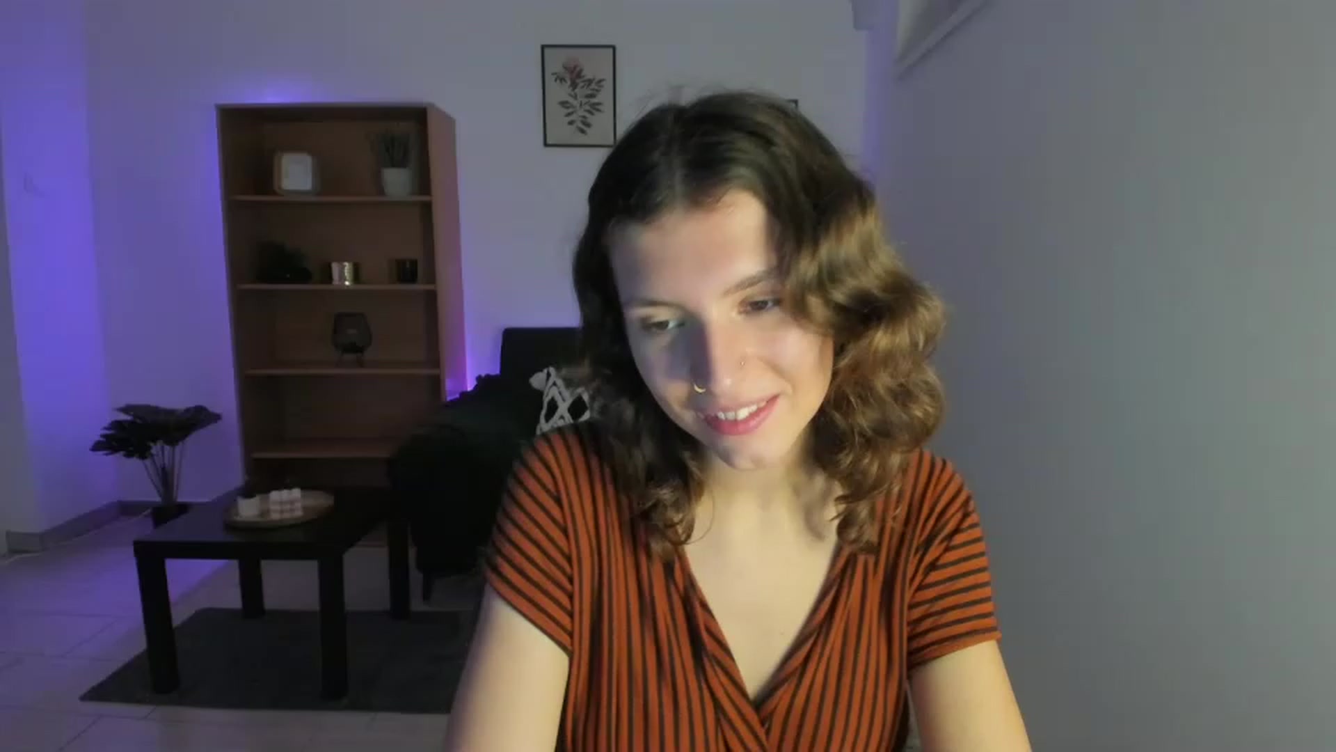Gallery image thumbnail from SaraJaay18's myfreecams stream on, 11/24/2022, 16:07 image 9 of 20
