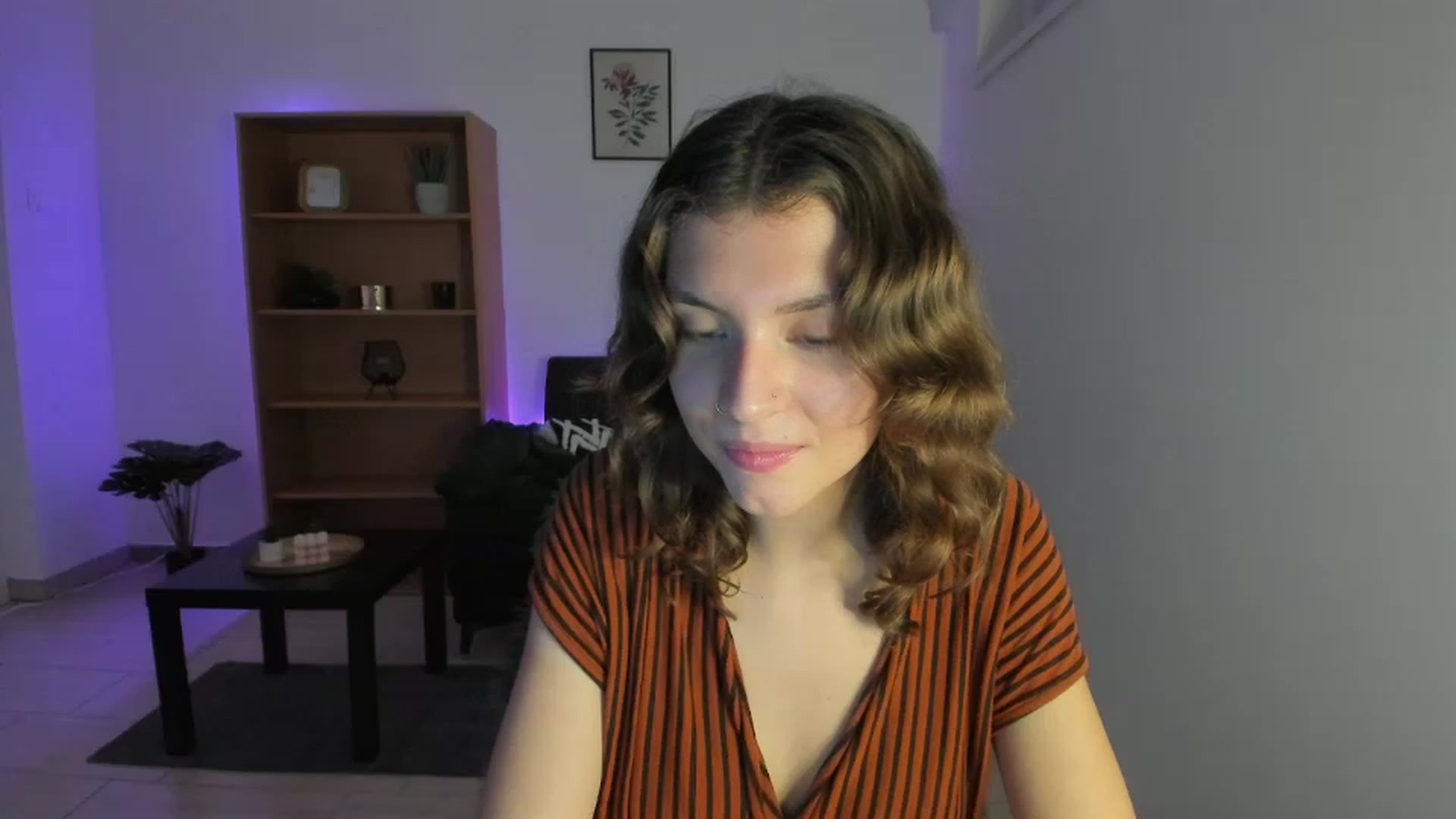 Gallery image thumbnail from SaraJaay18's myfreecams stream on, 11/24/2022, 17:36 image 3 of 20