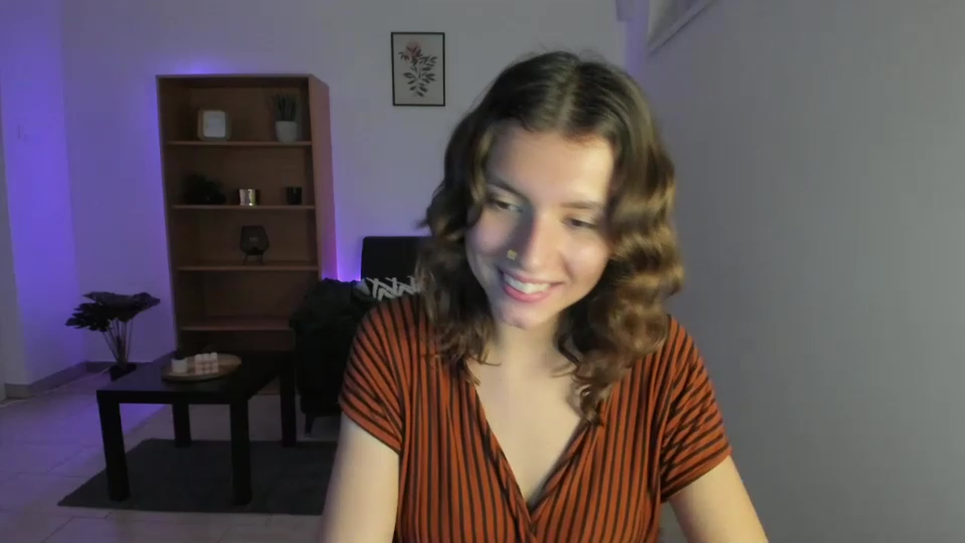 Gallery image thumbnail from SaraJaay18's myfreecams stream on, 11/24/2022, 17:36 image 20 of 20