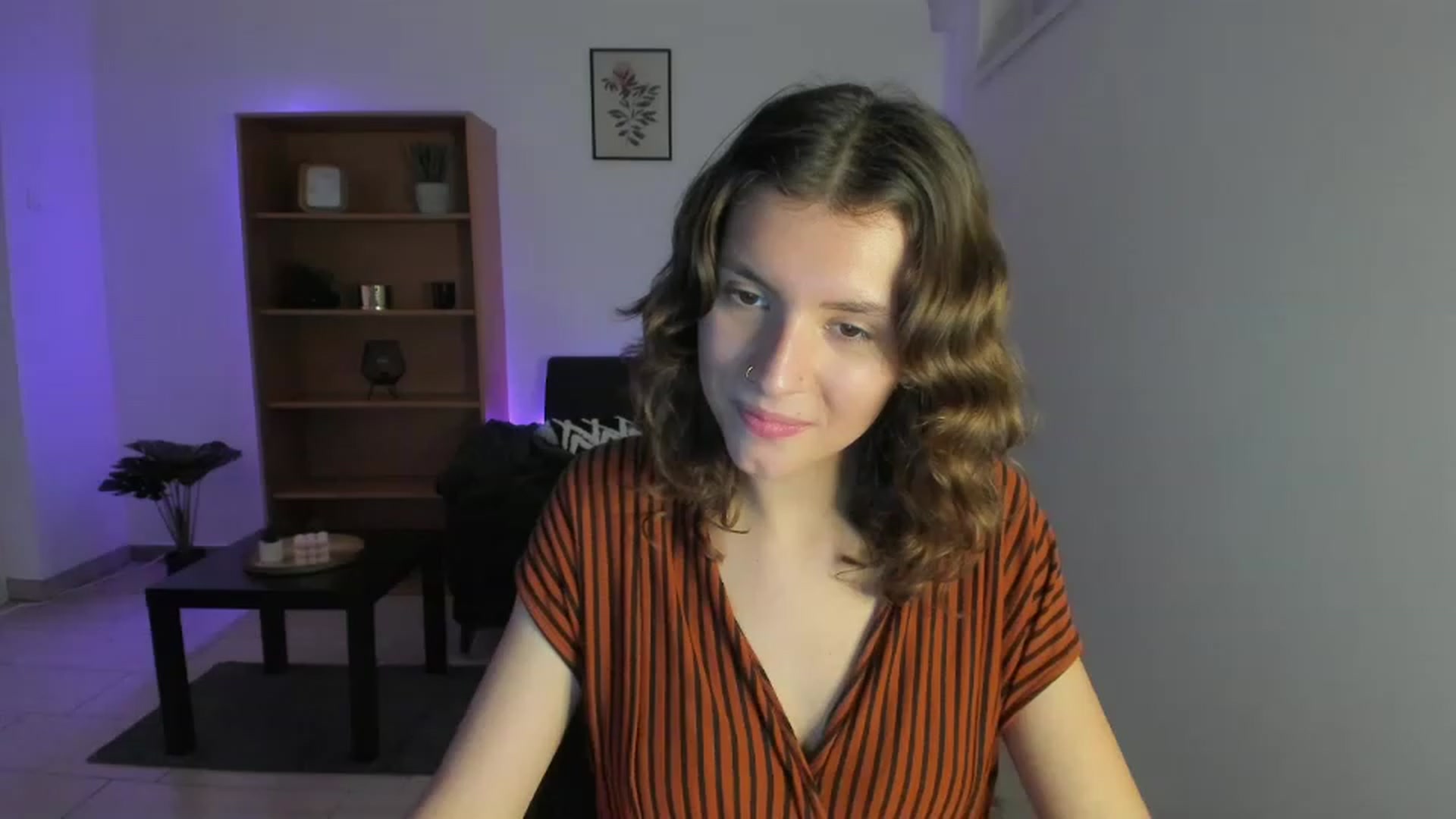 Gallery image thumbnail from SaraJaay18's myfreecams stream on, 11/24/2022, 17:36 image 8 of 20