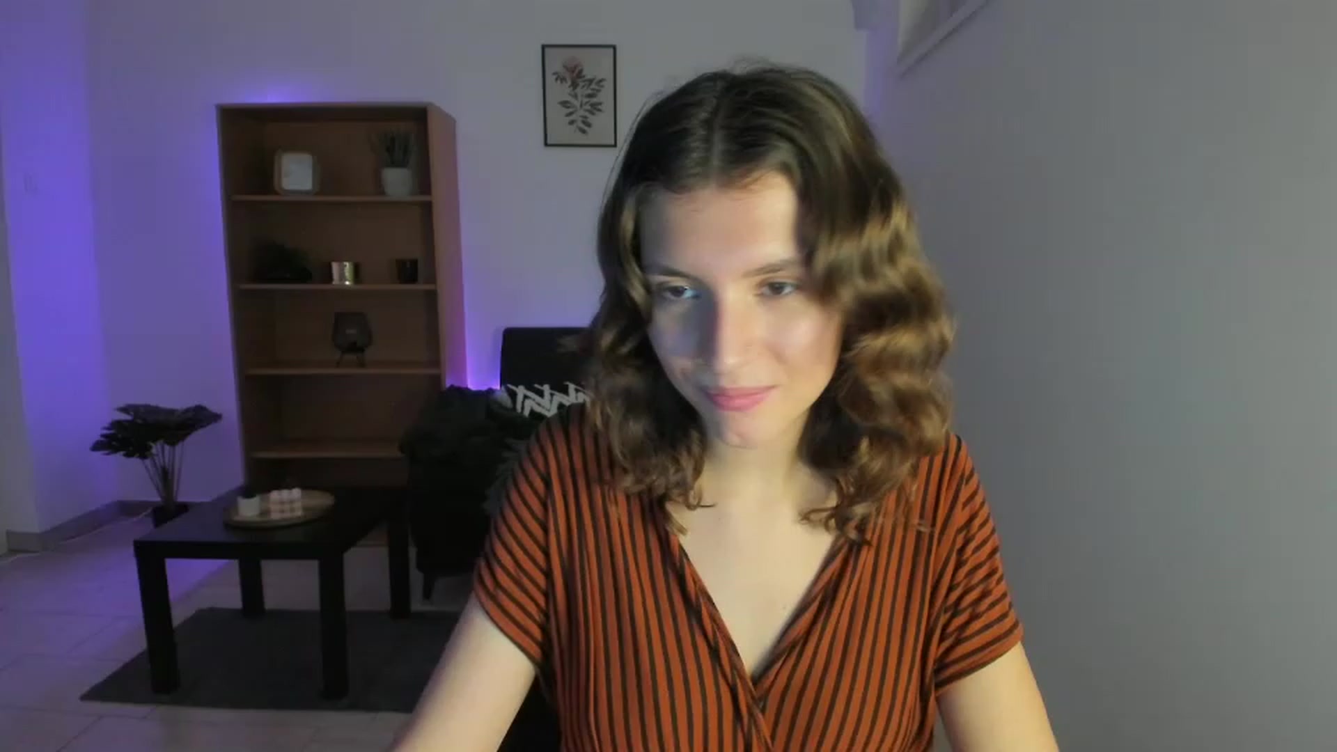 Gallery image thumbnail from SaraJaay18's myfreecams stream on, 11/24/2022, 17:36 image 11 of 20