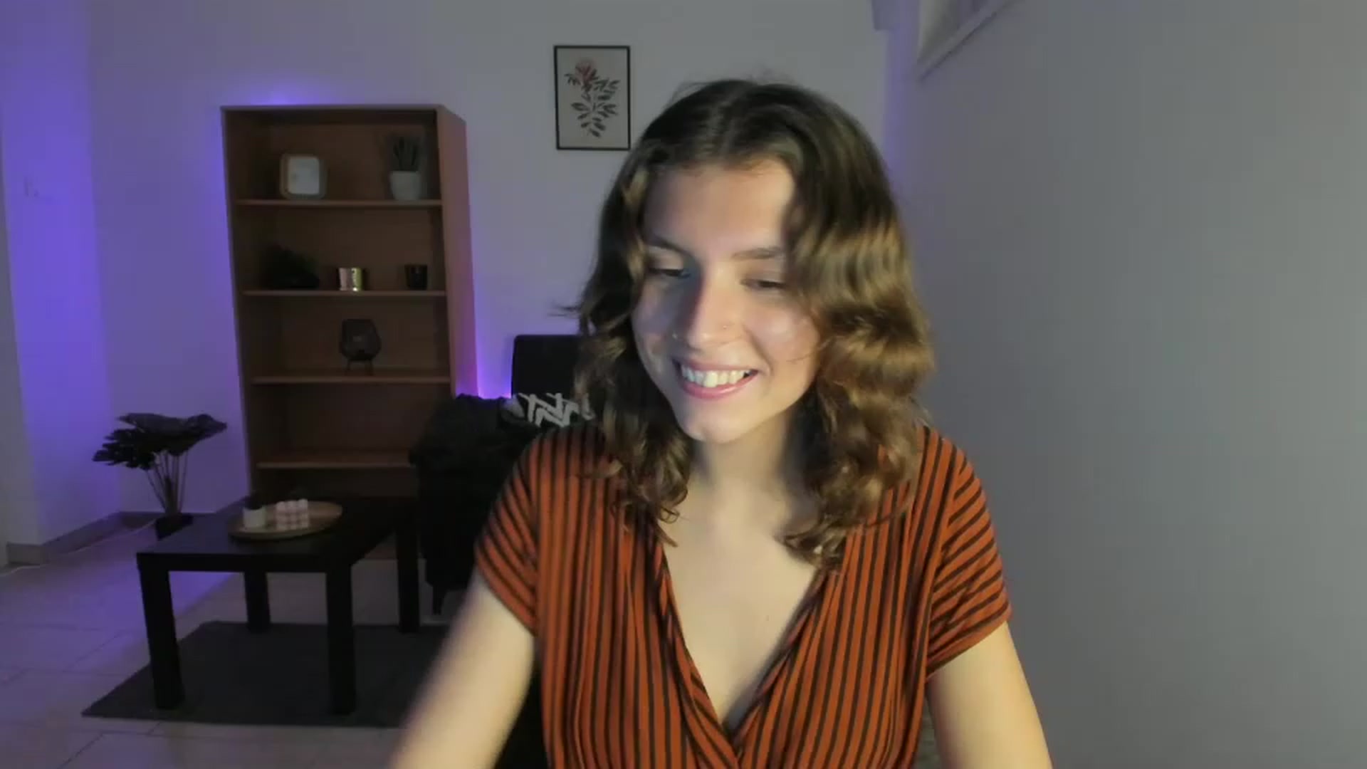 Gallery image thumbnail from SaraJaay18's myfreecams stream on, 11/24/2022, 17:36 image 1 of 20