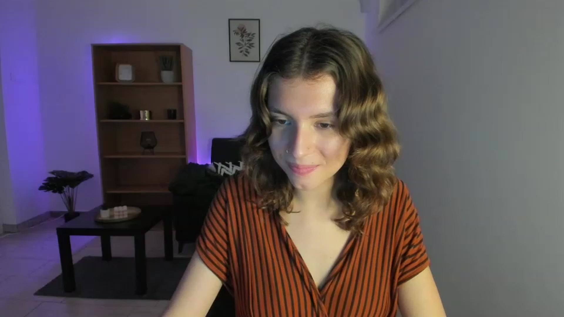Gallery image thumbnail from SaraJaay18's myfreecams stream on, 11/24/2022, 17:36 image 13 of 20